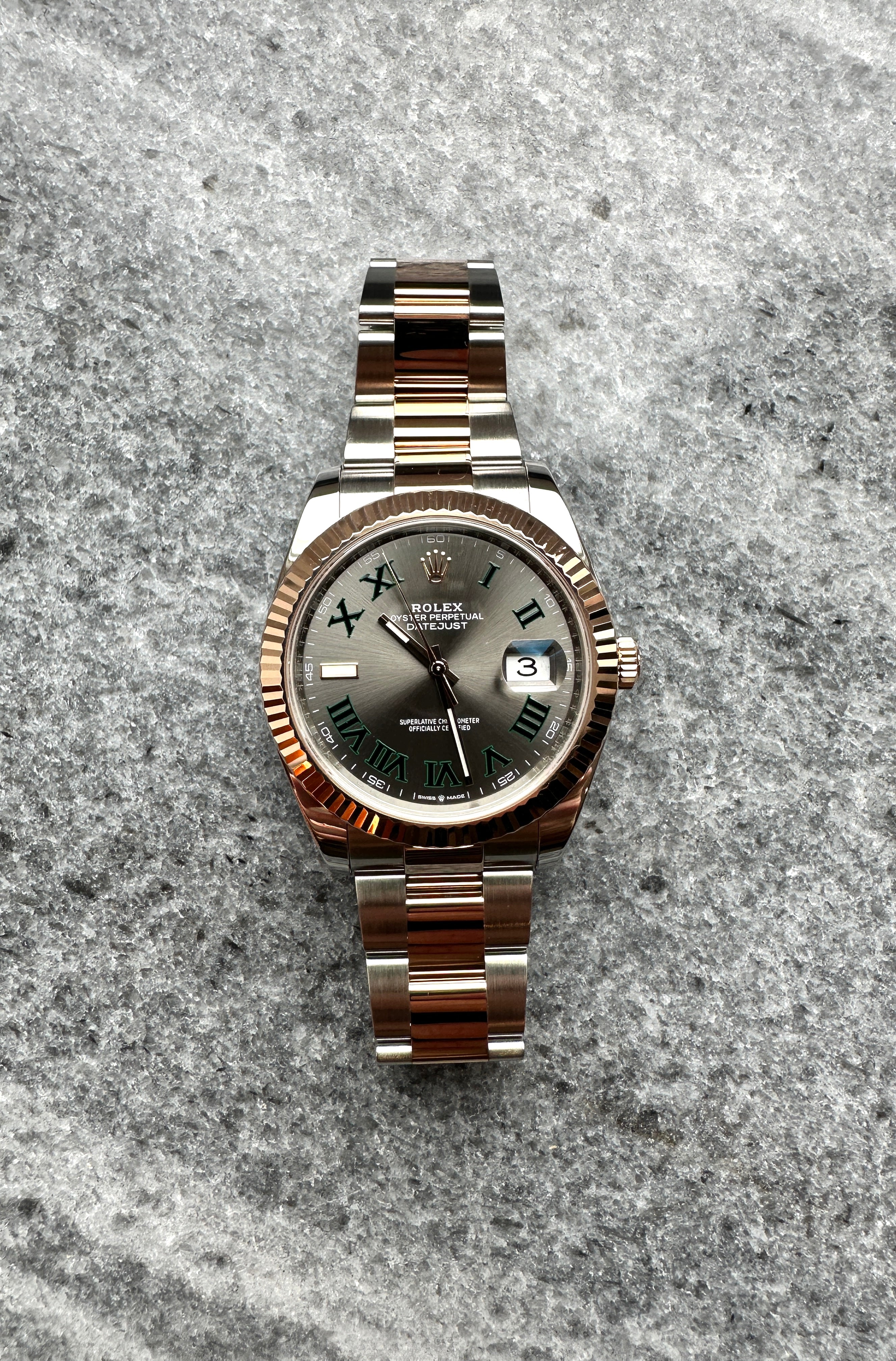 Rolex Datejust 41 Wimbledon Oyster bicolor Stahl und Gold mit silbernem Zifferblatt und römischen Ziffern