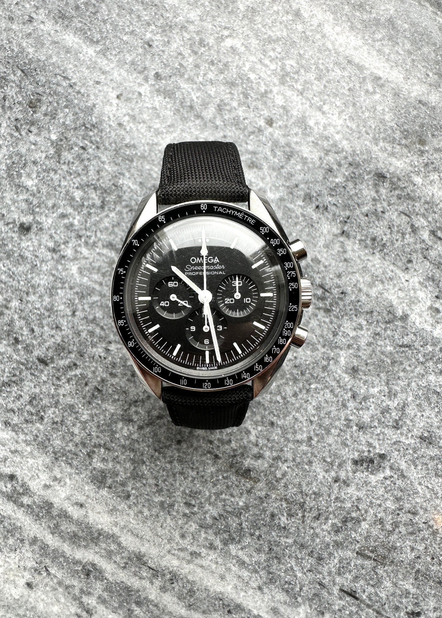 Omega Speedmaster Moonwatch Hesalit Nylon (2021)