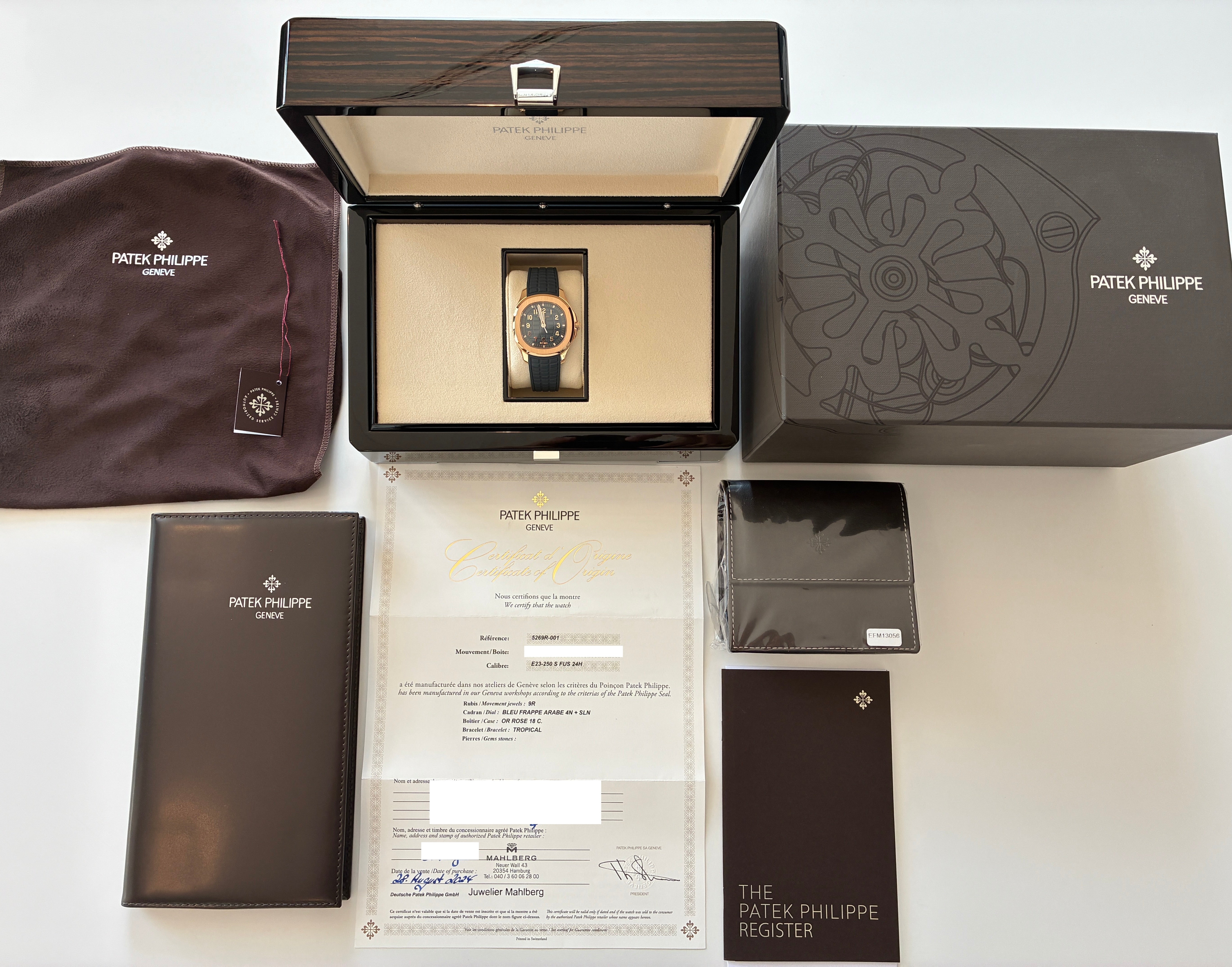 Aquanaut / Roségold / Blue Dial / Patek Philippe Service 2025 / Full-Set 2024