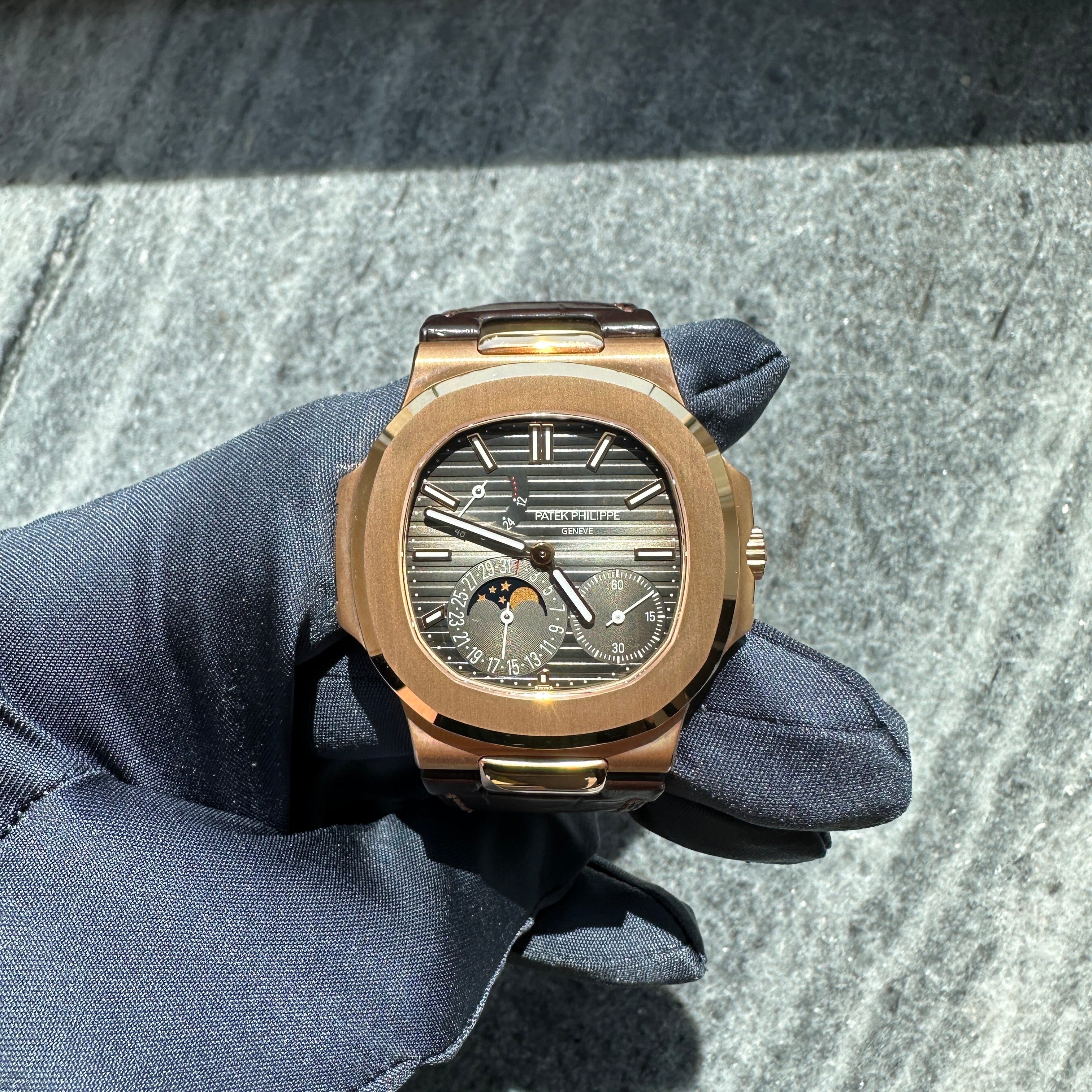 Nautilus 5712R-001 Roségold / Straps unworn / Germany / Folding / +Invoice / Premium Set + second Strap / nearly MINT Condt / Dec. 2018