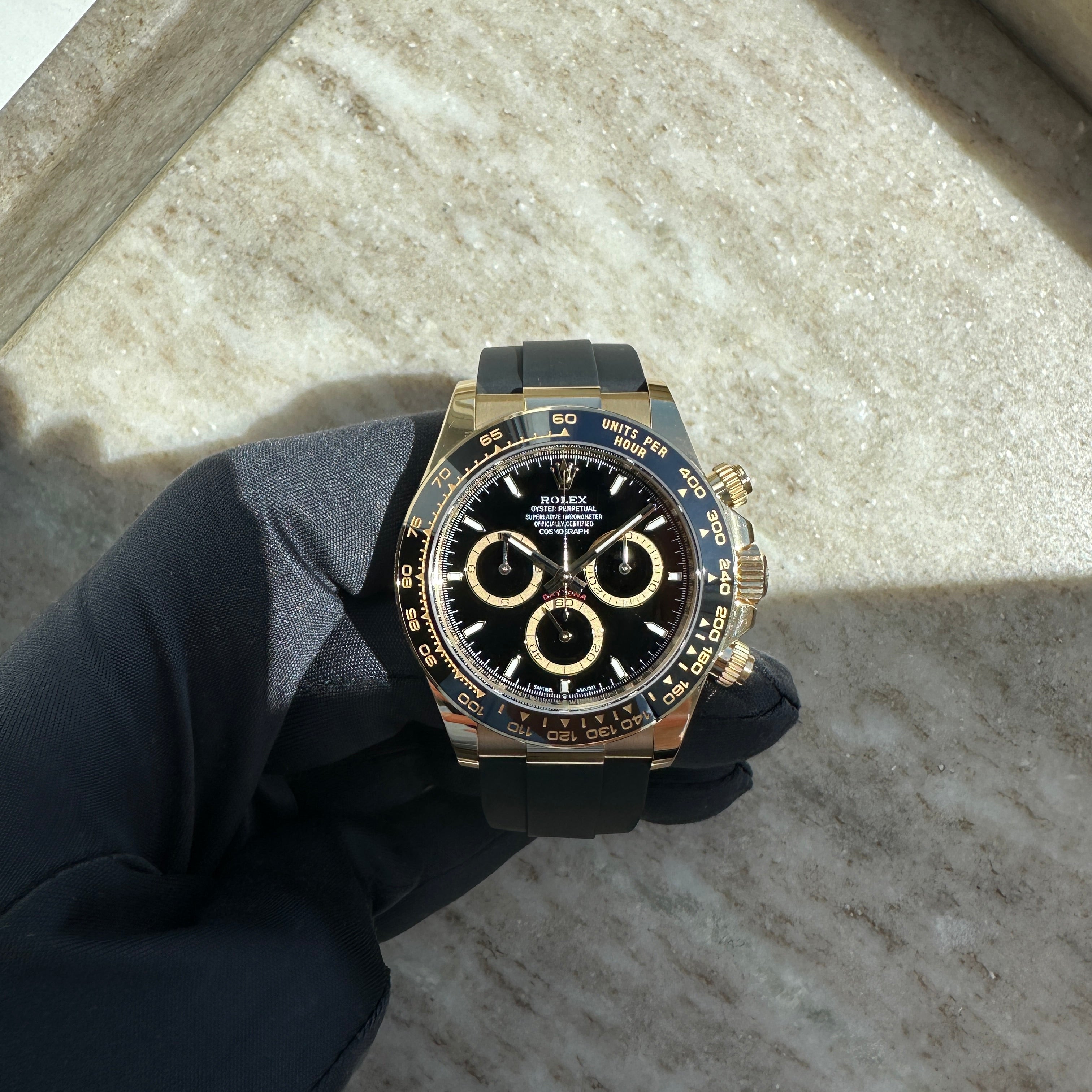 Daytona 126518LN Yellowgold Oysterflex / Box and Paper / unpolished / 2024
