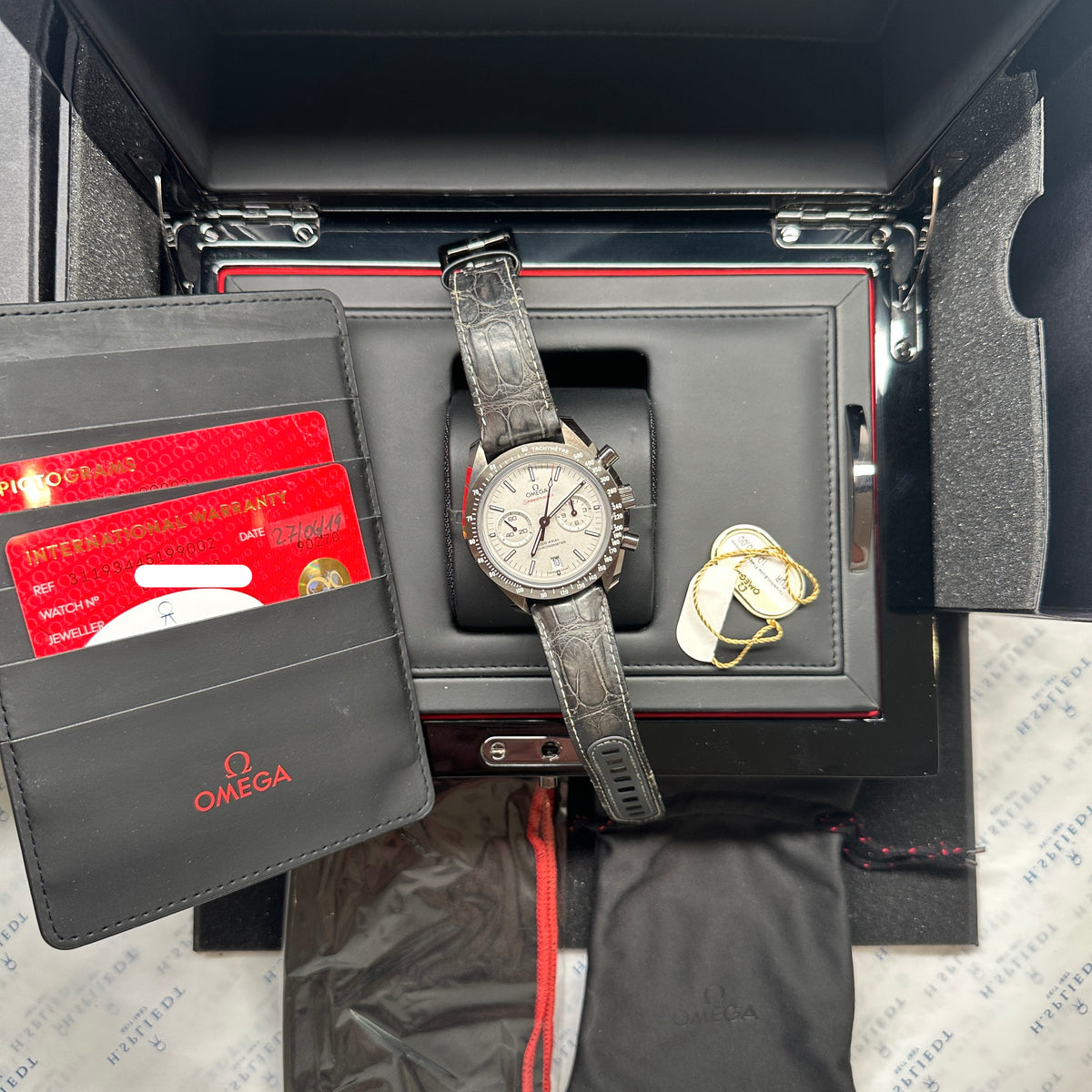 Speedmaster Moonwatch Grey Side Of The Moon - Juwelier Spliedt