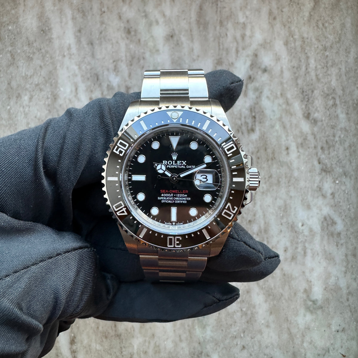 Sea-Dweller 126600 / Box and Paper / very good Condition / 2020