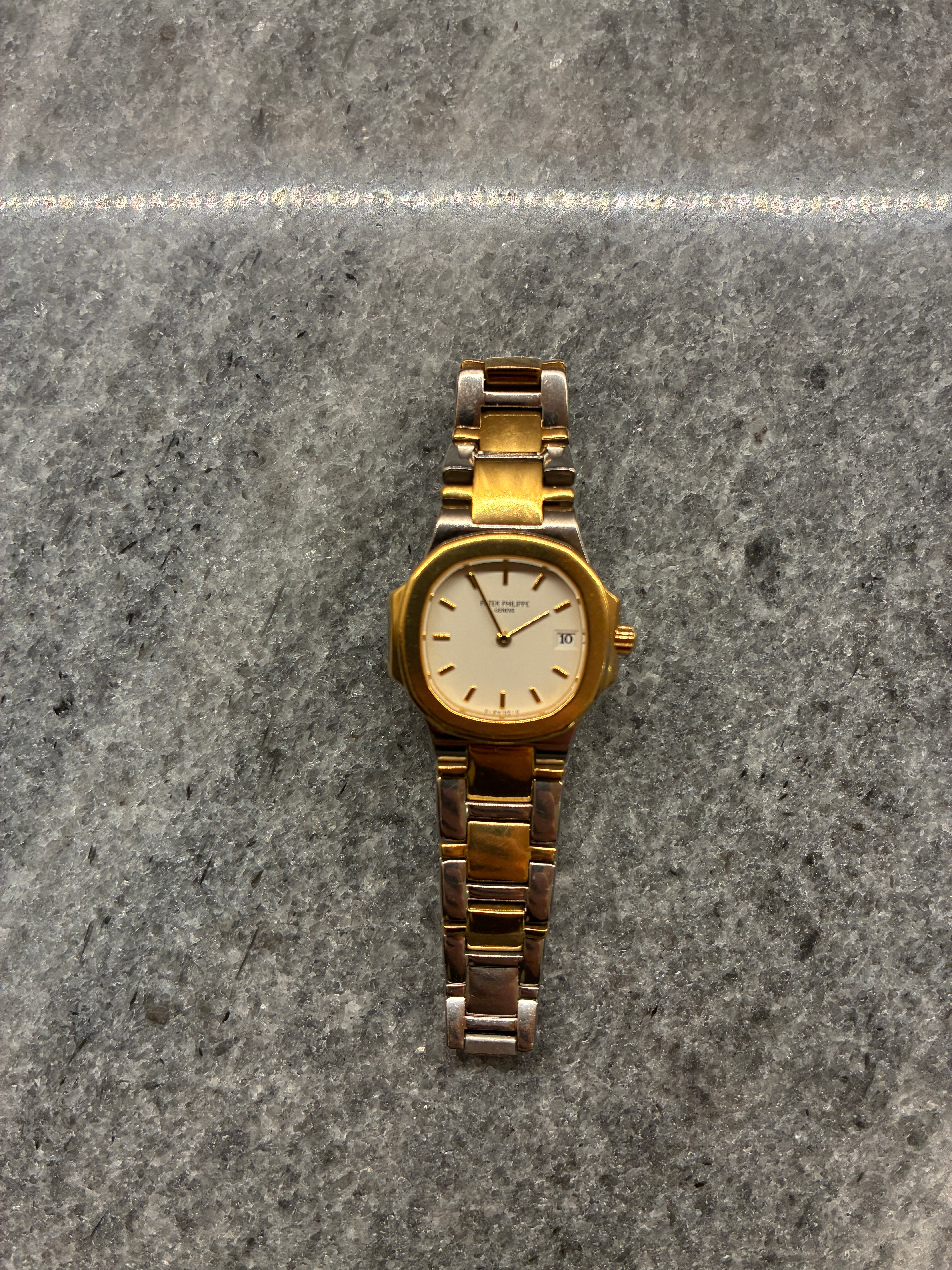 Nautilus Ladies / Premium Set / Patek Philippe Service 2025 Bicolor / Vintage / Full-Set / 1992