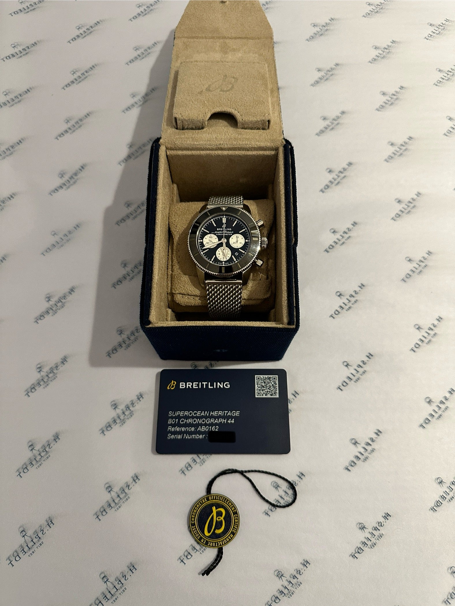 Breitling Superocean Héritage II B01 Chronograph 44mm Edelstahl mit Mesh-Armband in Box