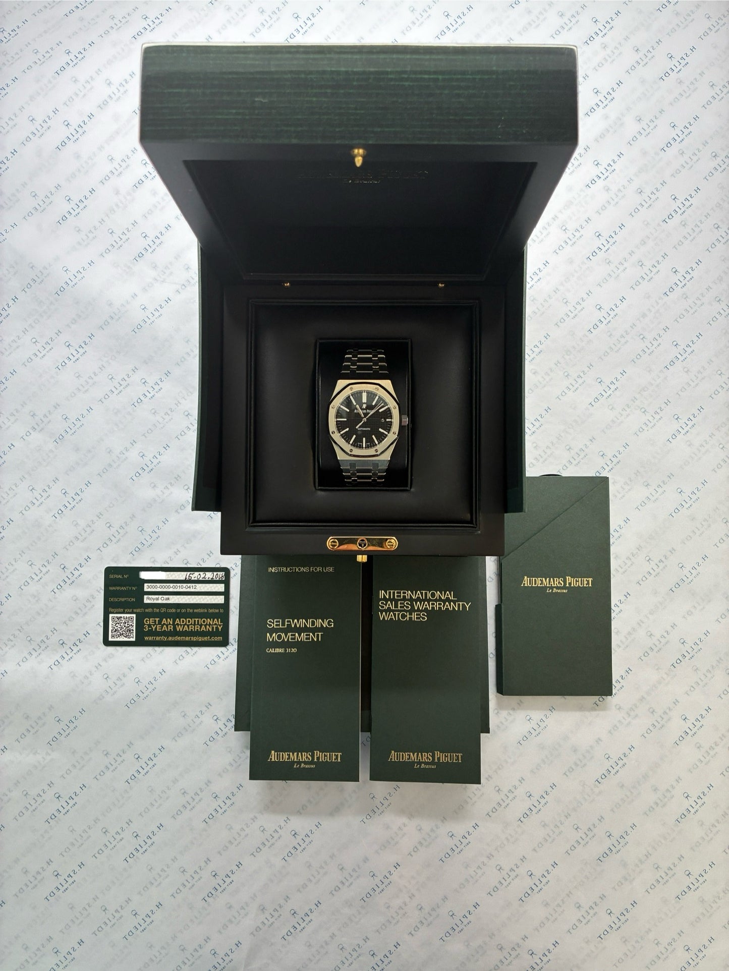 Audemars Piguet Royal Oak like new / Full-Set / Premiun Condition / Unworn / 2018