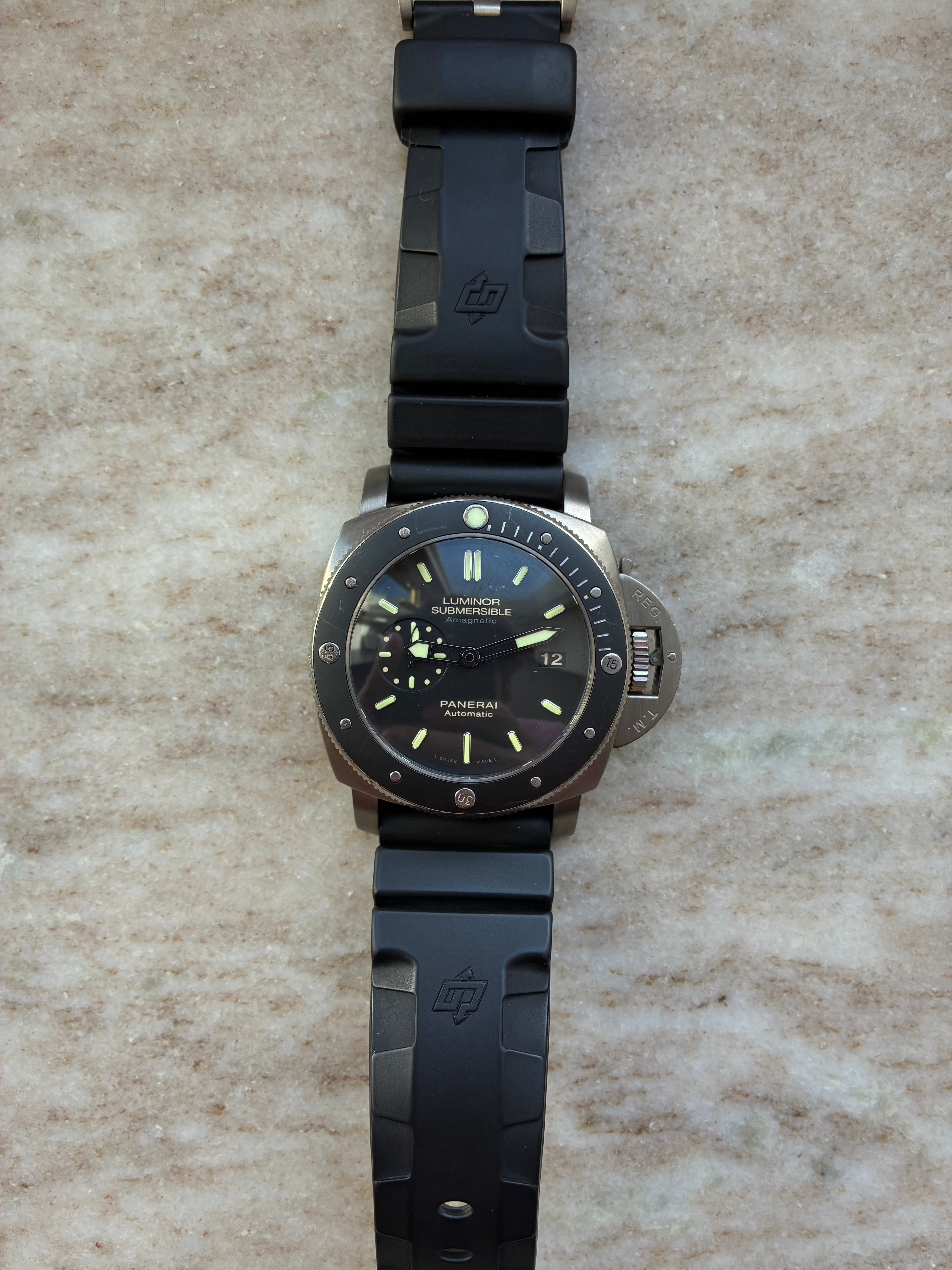 Luminor Submersible 1950 Titan PAM 00389 / Full Set / 2nd Strap / -2015-
