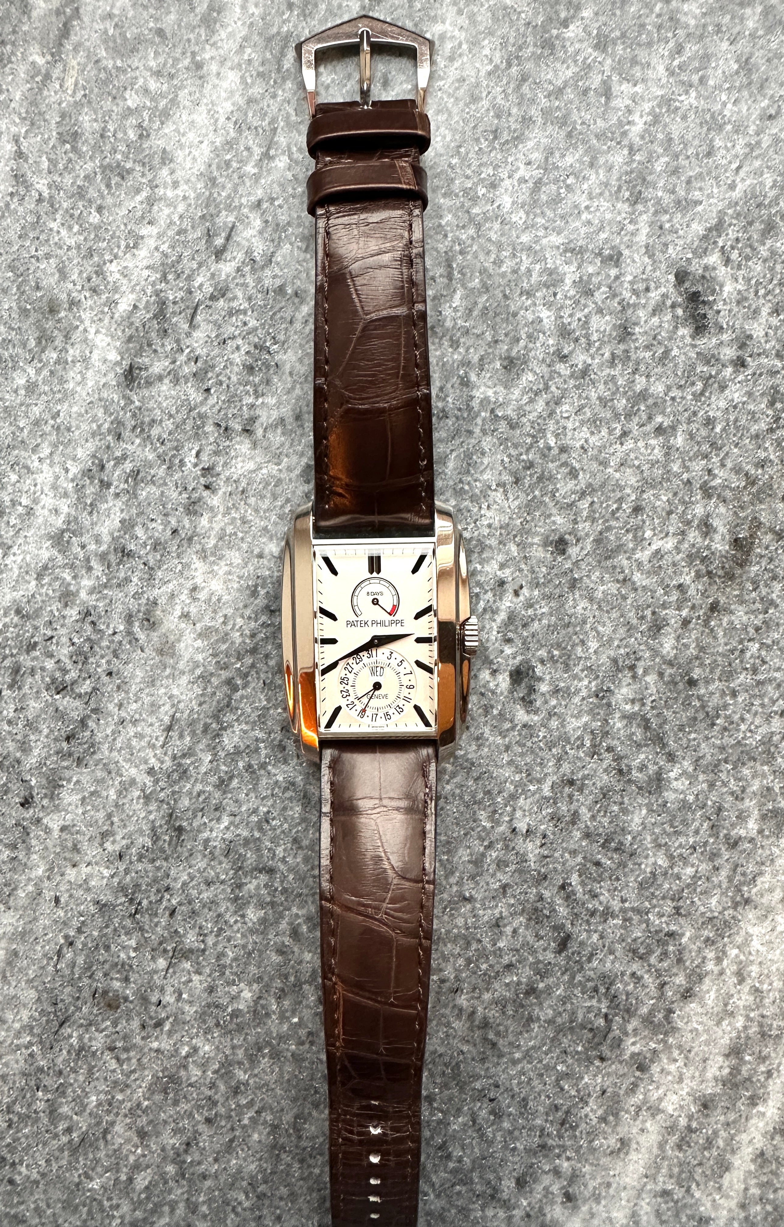 Gondolo 5200G-010 / Box and Paper / Germany / -2020-