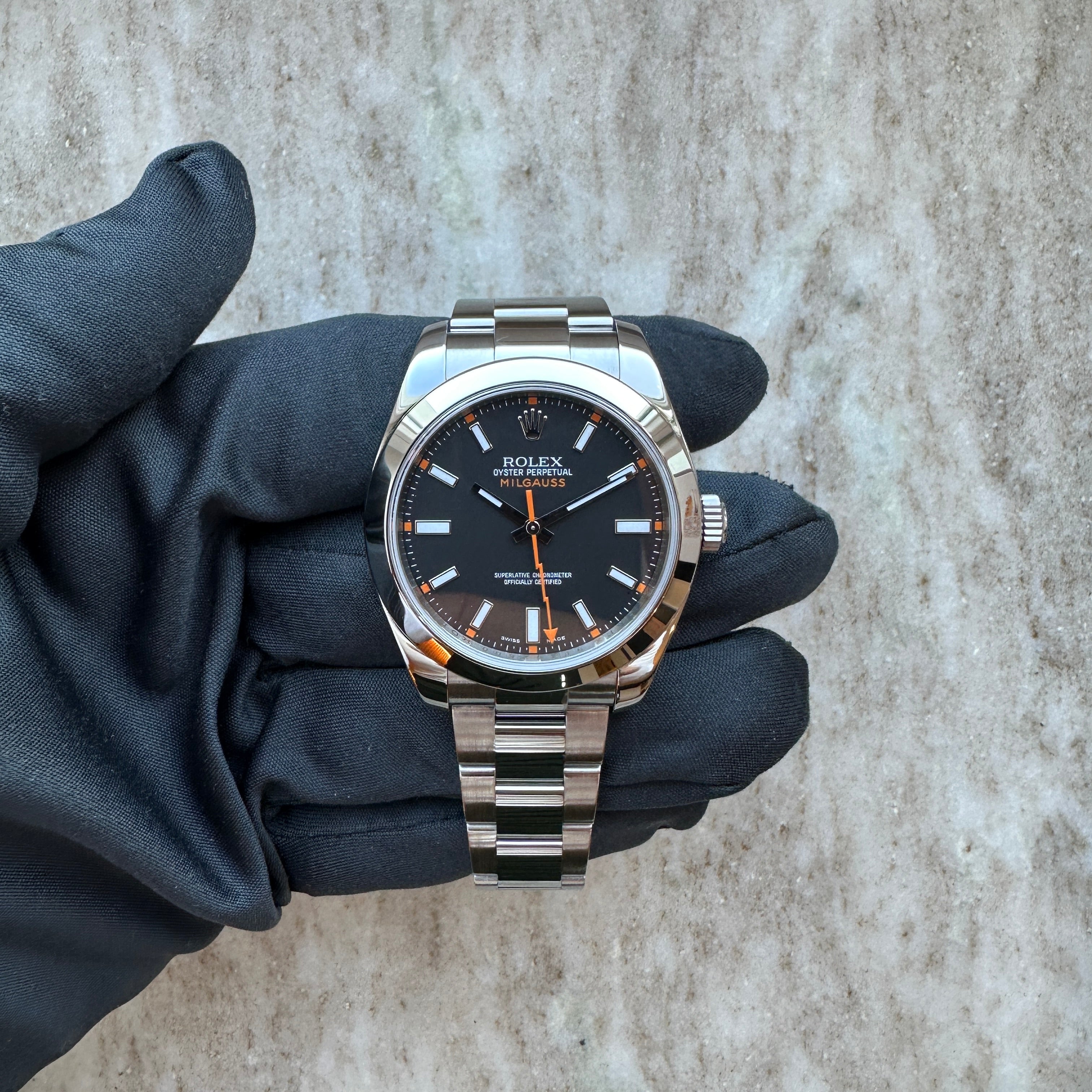 Milgauss 116400 Black Dial / very good Condition / 2 years Warranty / Service 2026