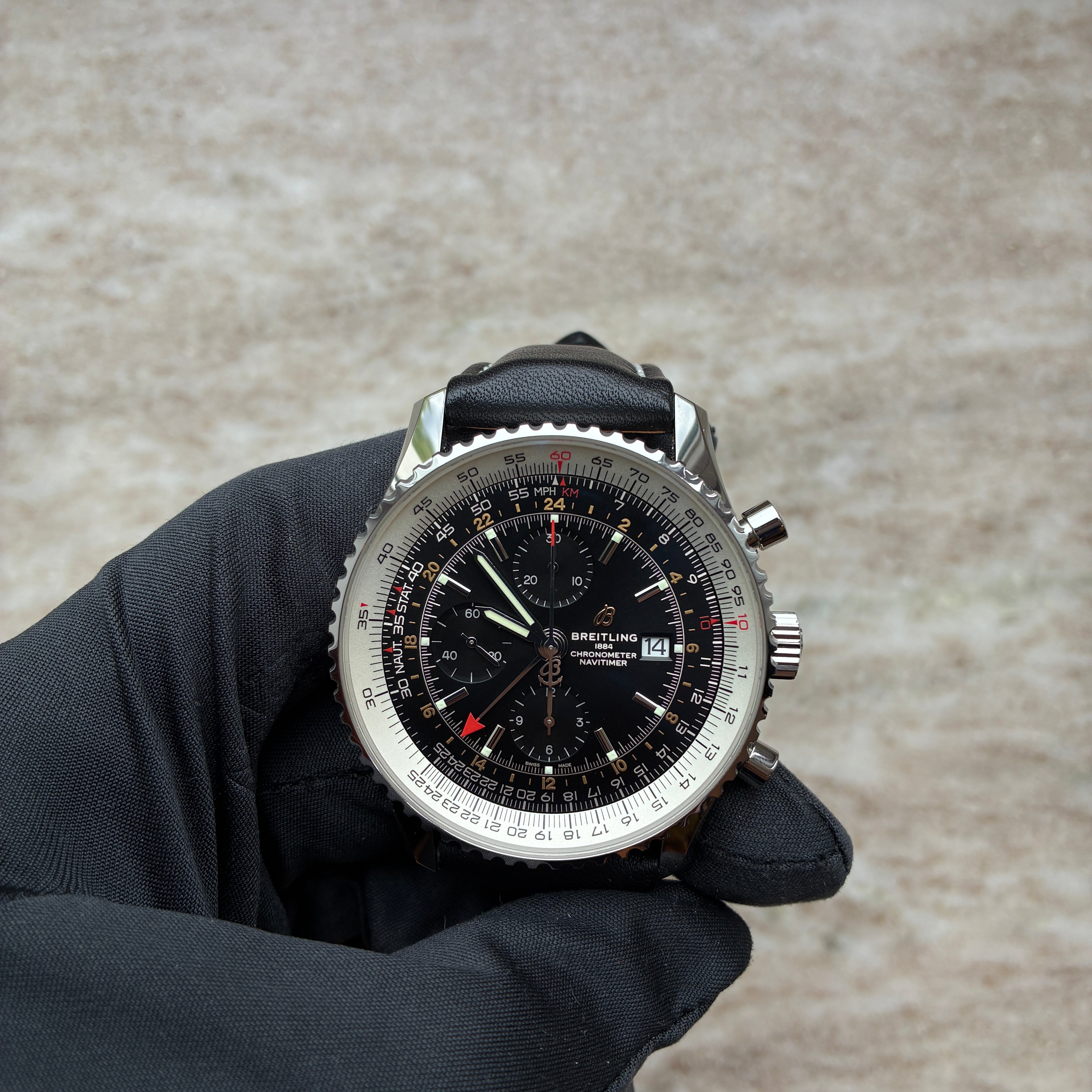 Navitimer World / Black Dial / Full-Set / 2019