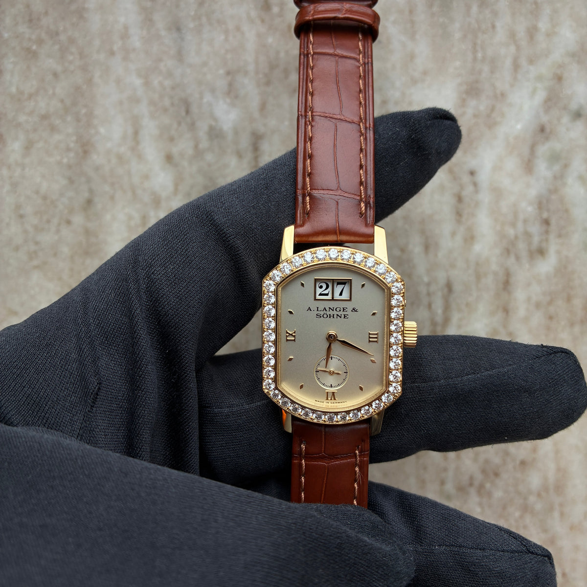 A. Lange & Söhne Arkade / very good condt. / Service 2026 / Factory Set Bezel / Yellow Gold Full-Set / 2007
