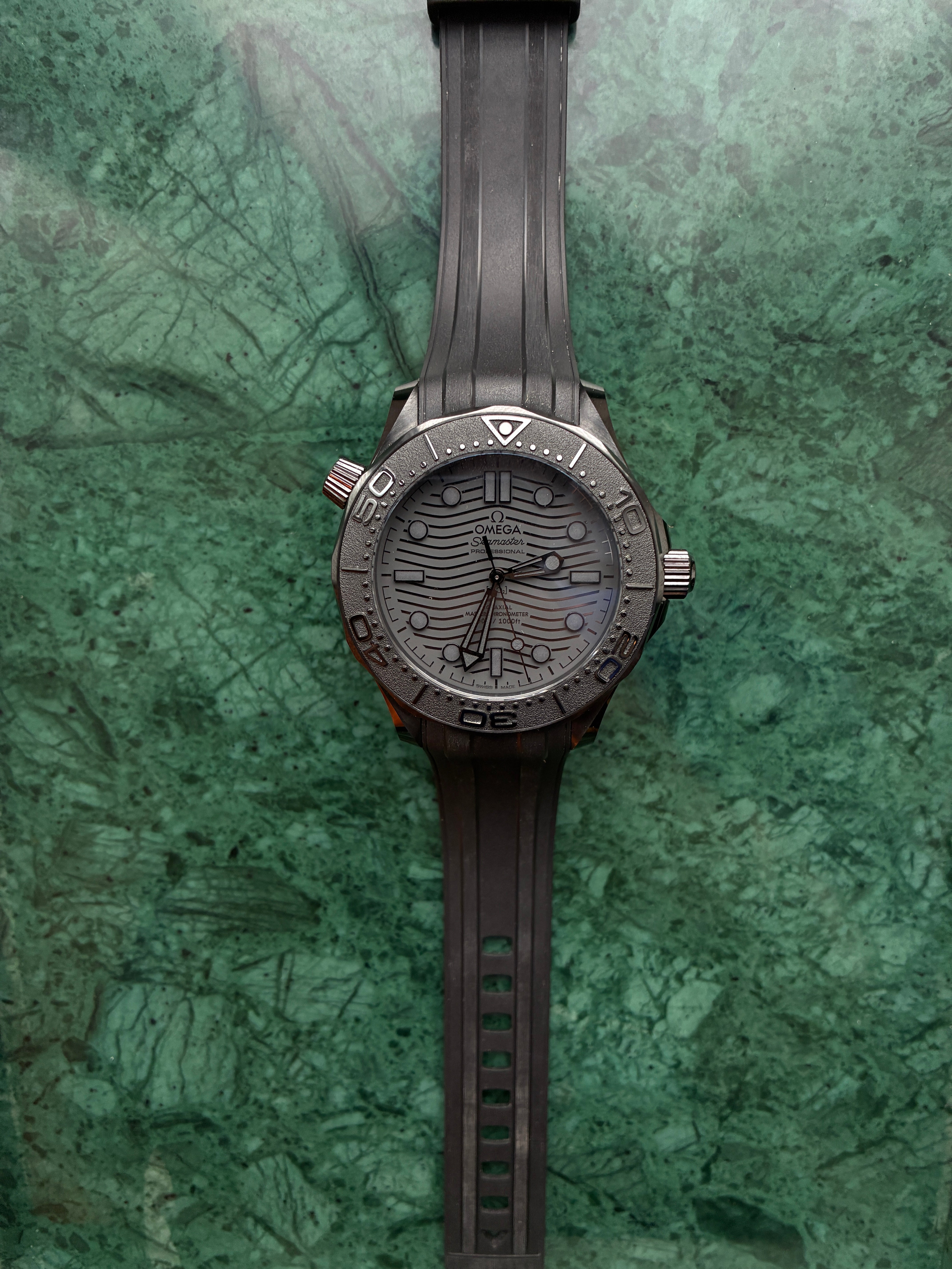 Seamaster Diver 300 M Co-Axial Master Chronometer / Black Black / Ceramic / Full-Set / 2021