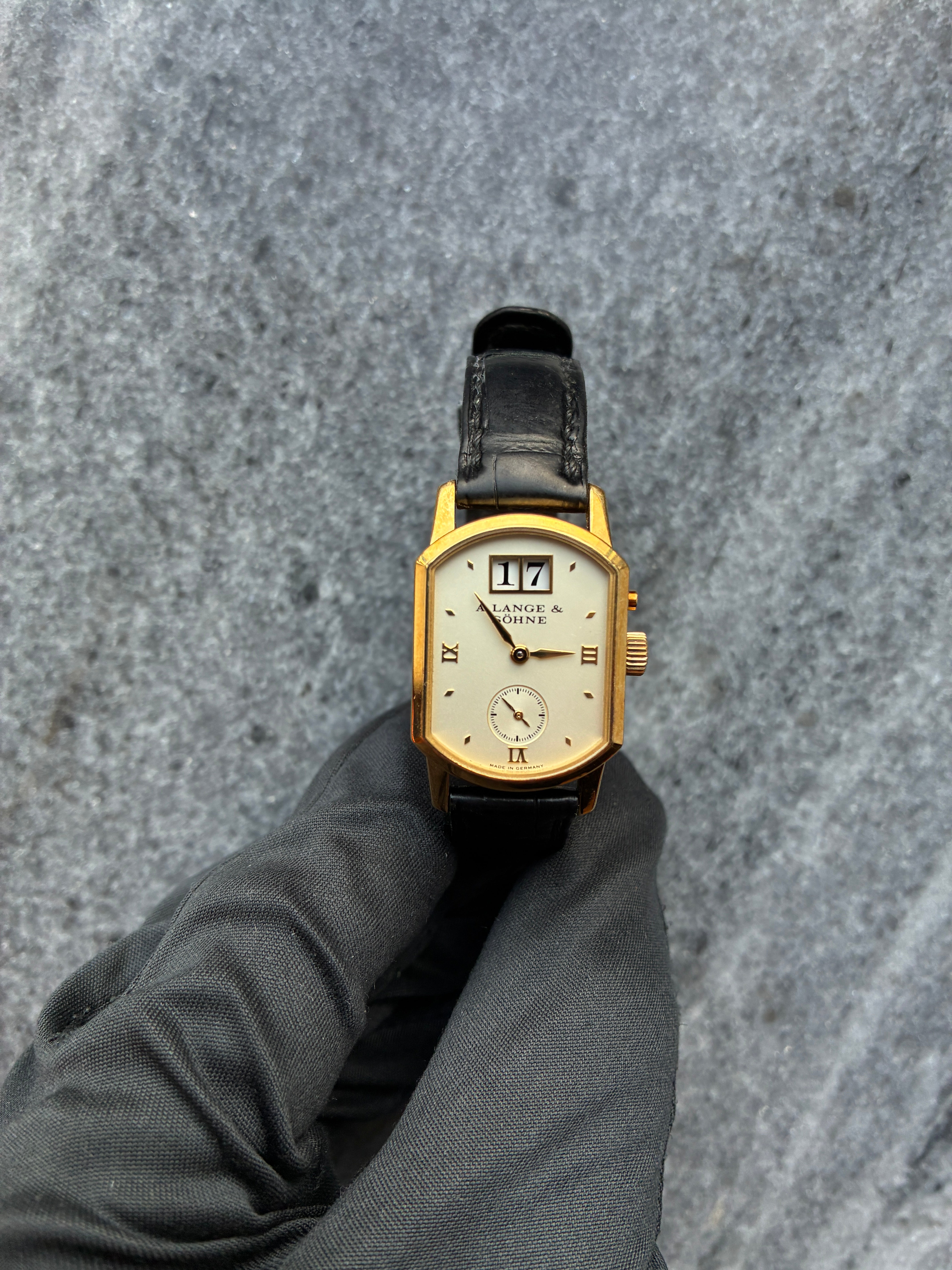 Arkade / White Dial / Full-Set / 2002