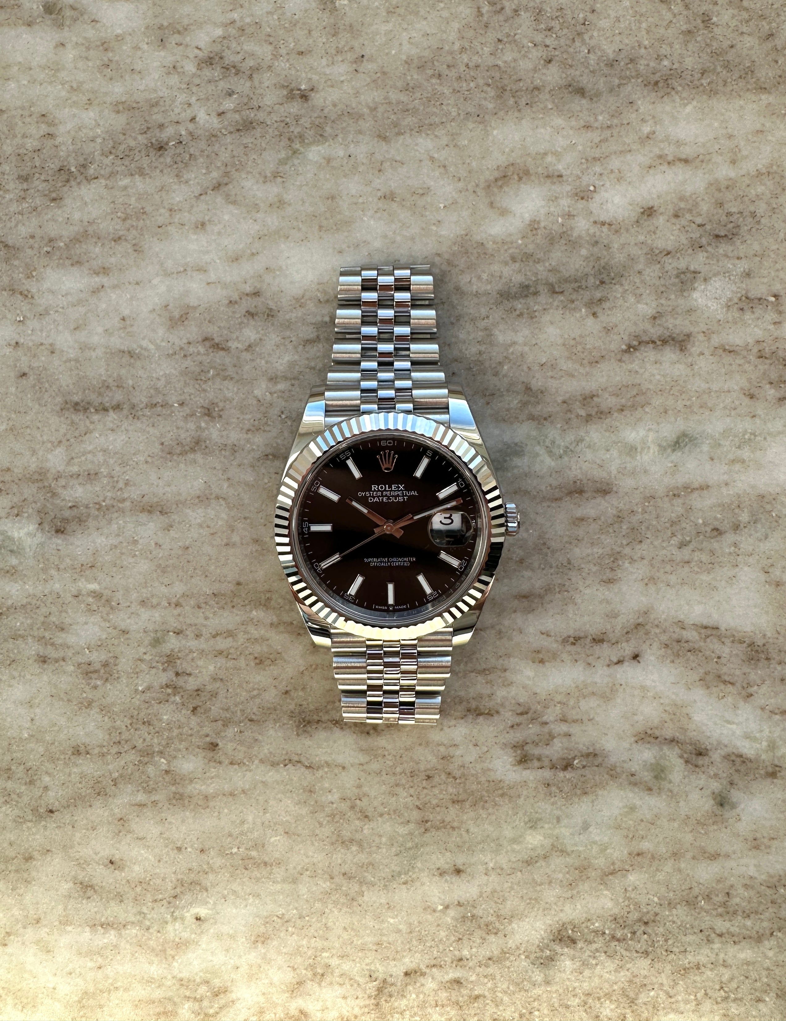 Rolex Datejust 41 Black Dial 126334 Jubilee / Full Set / -2021-