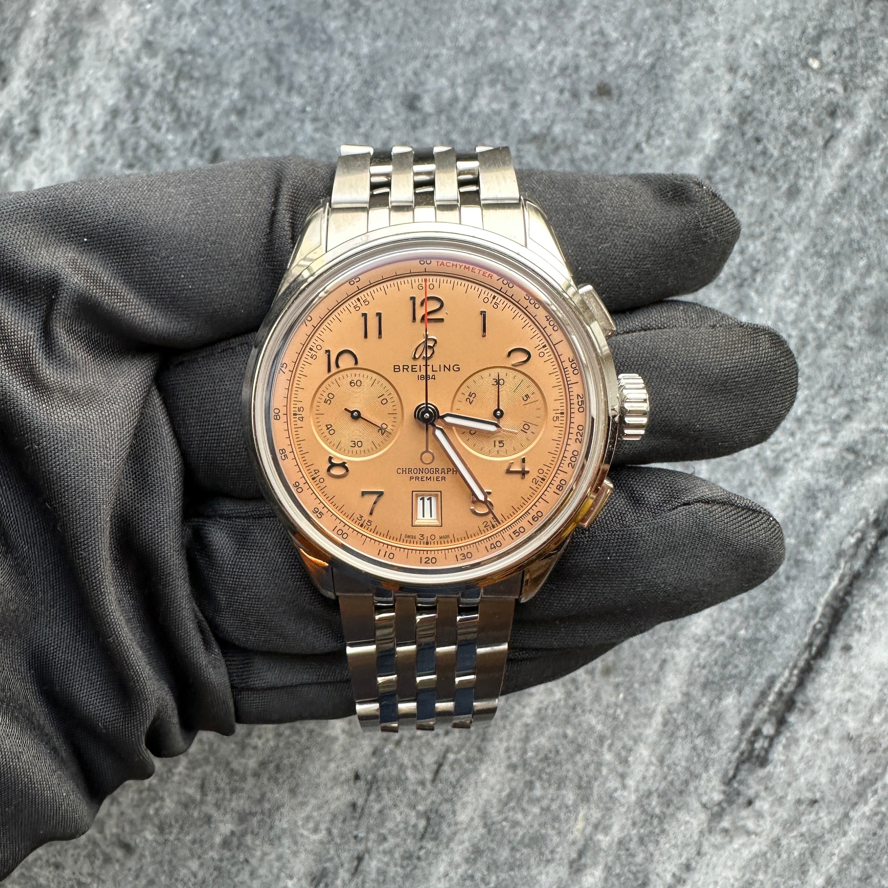 Premier B01 Chronograph 42 Salmon / like new / 2026