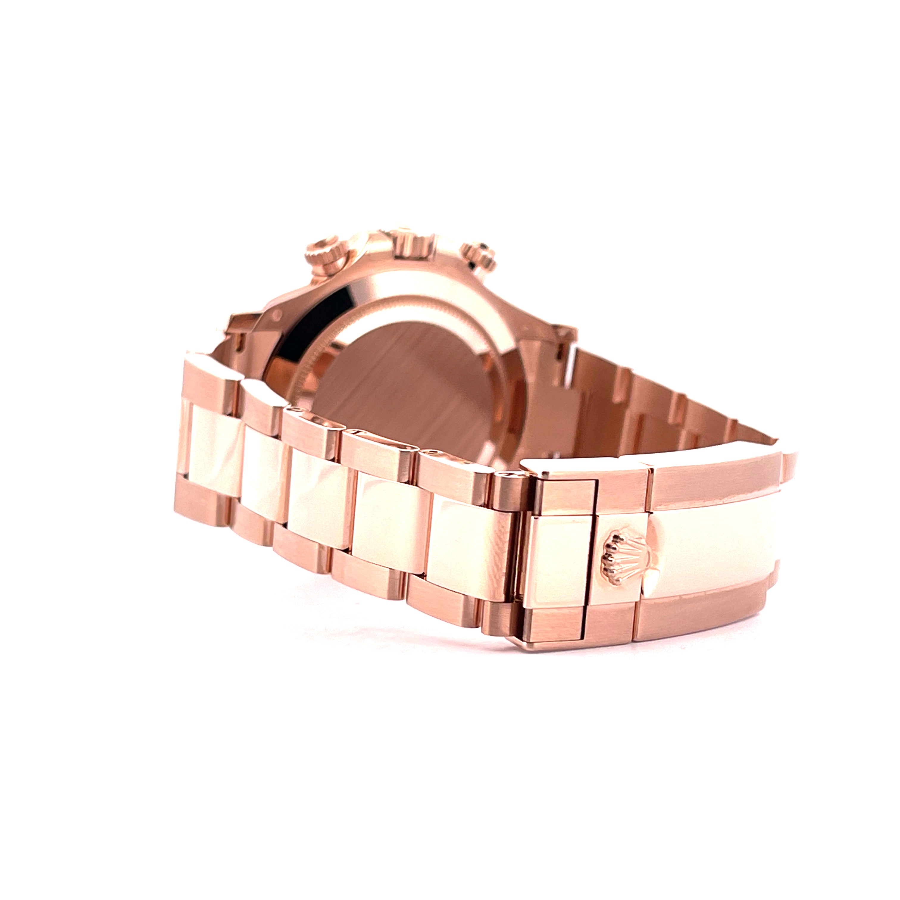 Rolex Daytona Everose 18 kt Uhr von der Seite mit Fokus auf dem Armband und der Schließe