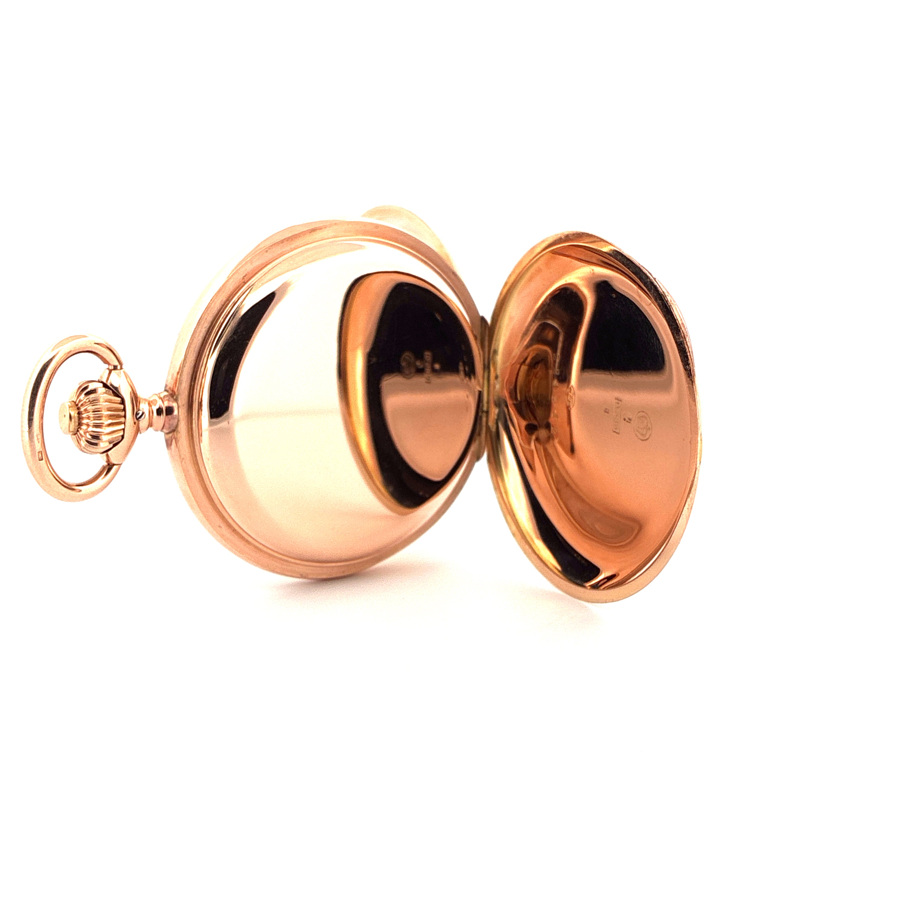 IWC Taschenuhr aus Gelbgold, offen präsentiert auf weißem Hintergrund