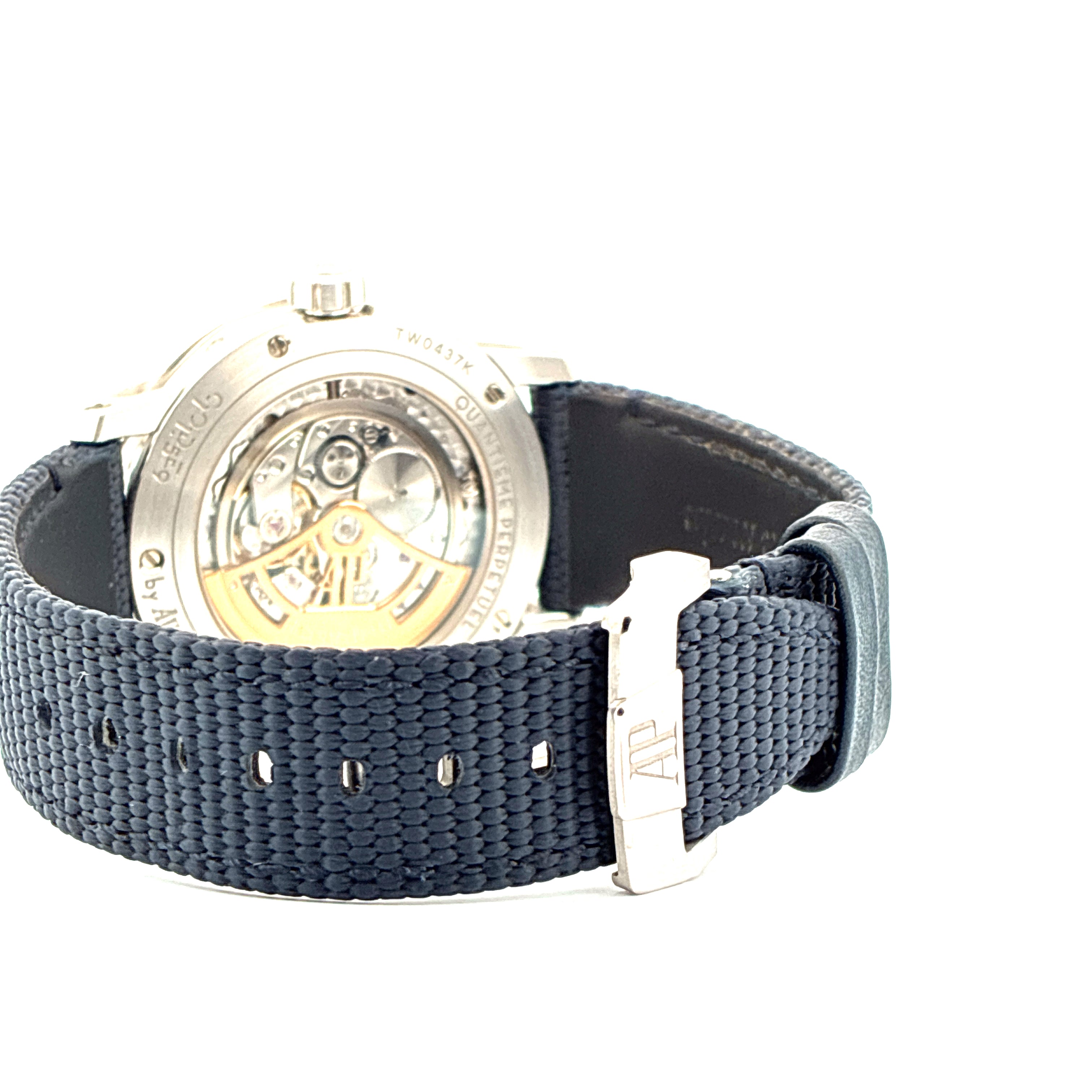 Code 11.59 Perpetual Calendar / 19cm Wristsize Whitegold / Folding clasp / Aventurin Dial / Box & Papers 2022