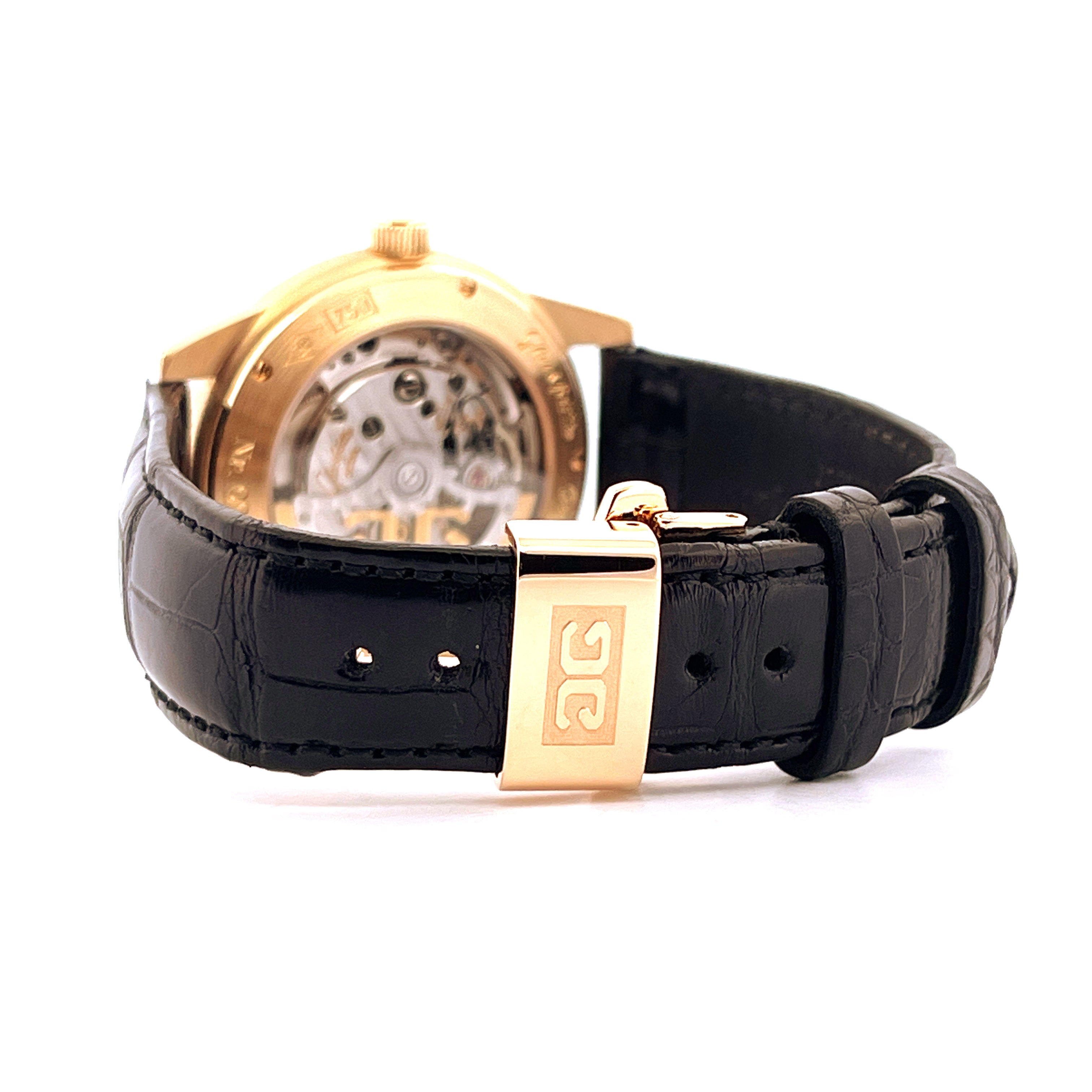 Seitenansicht Glashütte Original Senator Roségold mit schwarzem Lederband und Dornschließe