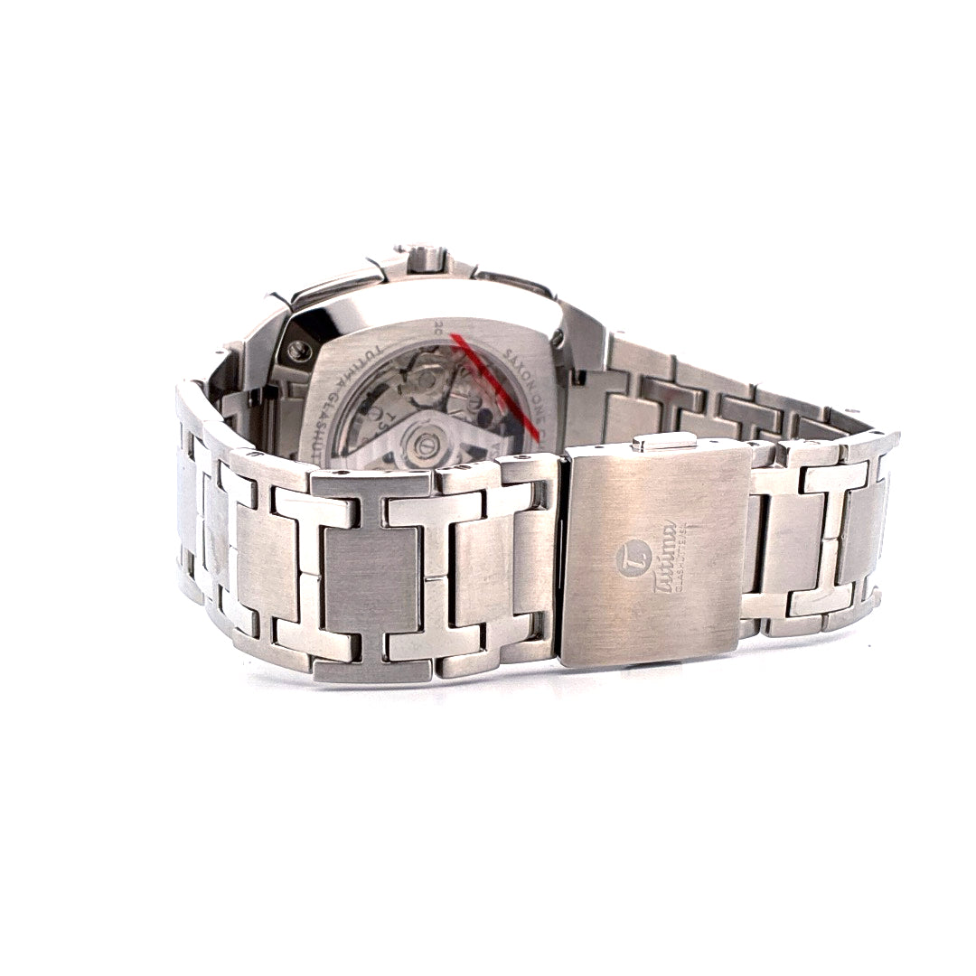 Tutima Saxon One Chronograph aus Stahl, Rückseite mit Sichtboden und integriertem Armband