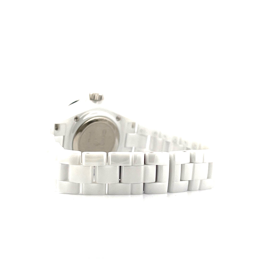 Chanel J12 33mm Keramik neu, Seitenansicht des Armbands und der Rückseite auf weißem Hintergrund