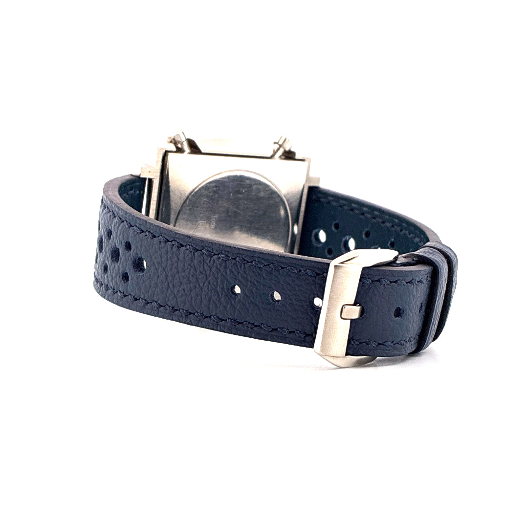 Tag Heuer Monaco Calibre 11 Steve McQueen mit blauem Lederarmband und Stiftschließe Rückansicht