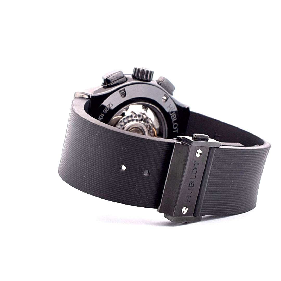 Hublot Classic Fusion Aerofusion Chronograph Rückansicht mit schwarzem Kautschukband und Schnalle