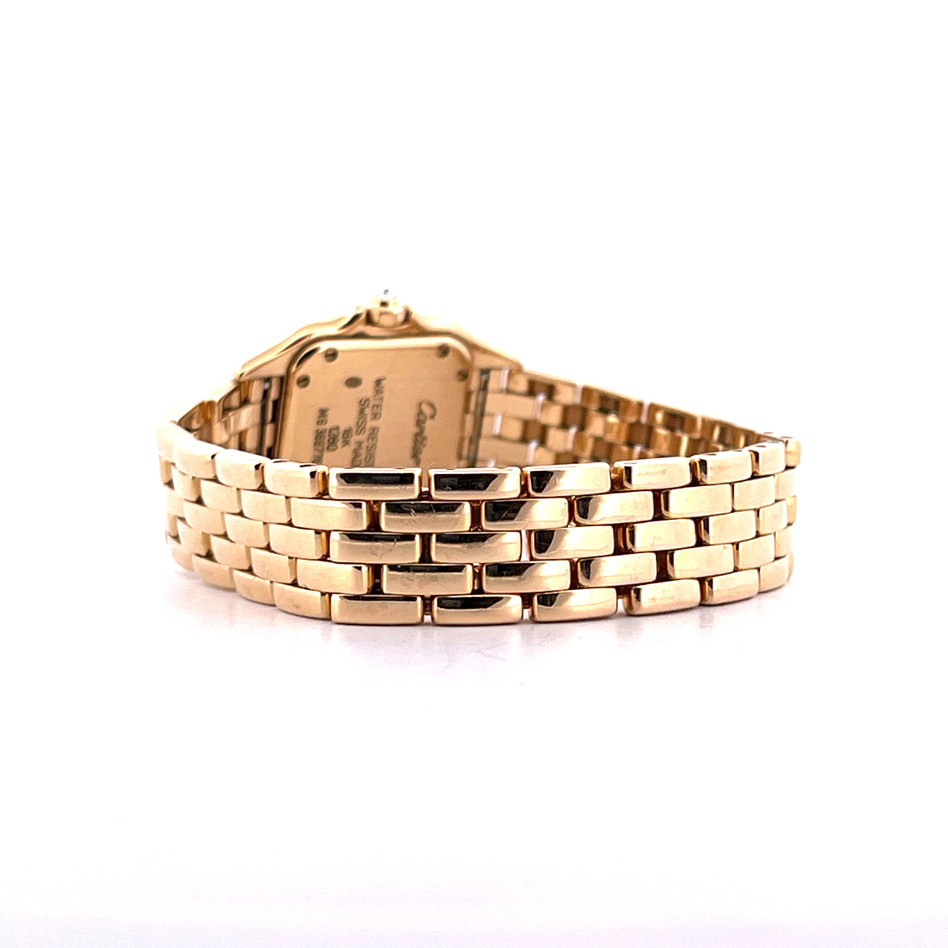 Cartier Panthere 22mm Armbanduhr in Gelbgold im Seitenprofil auf weissem Hintergrund
