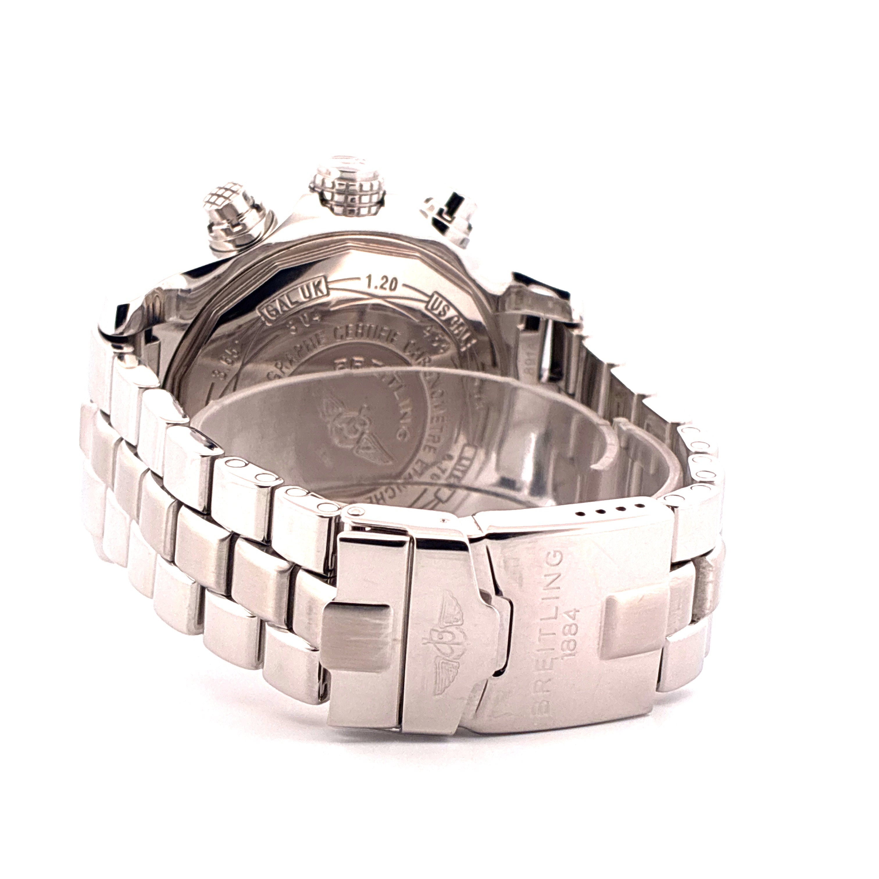 Breitling Super Avenger Stahl Chronograph mit Schließe im Detail, Rückansicht