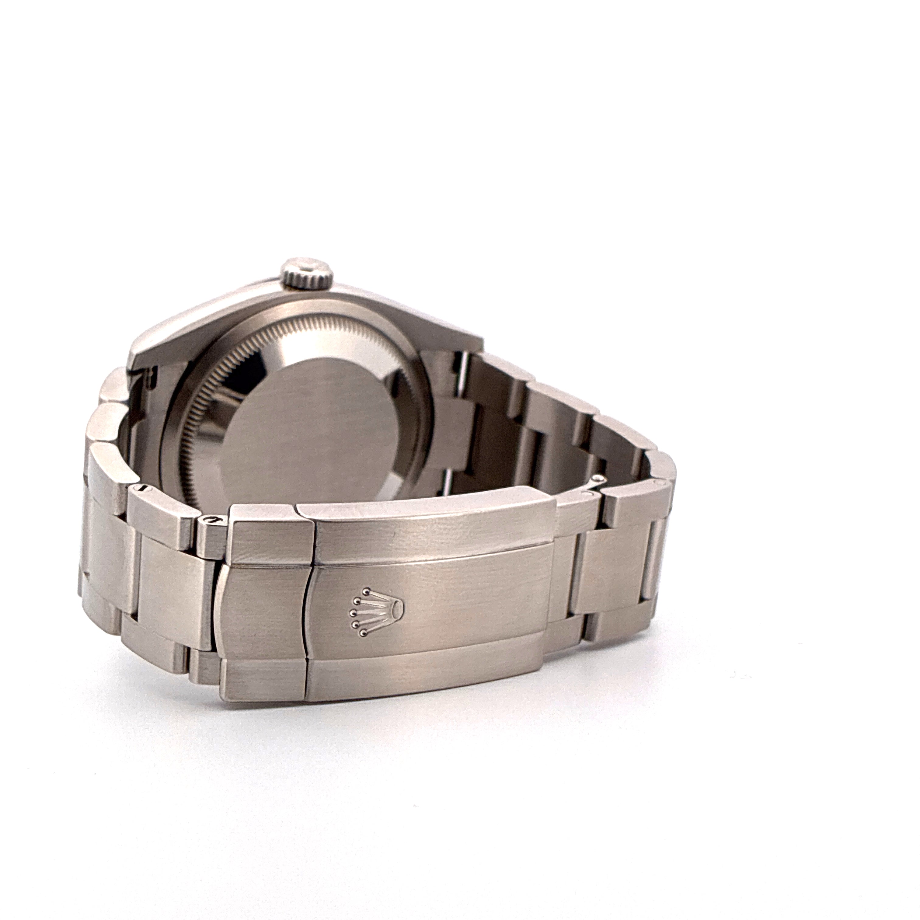 Rolex Oyster Perpetual 36 Stahl mit Krone auf Schließe in Seitenansicht
