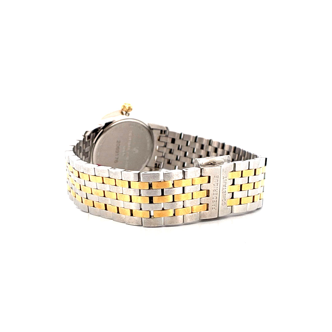 Frederique Constant Ladies Slimline Mid Size Edelstahl-Bicolor-Armband im Detail auf weißem Hintergrund