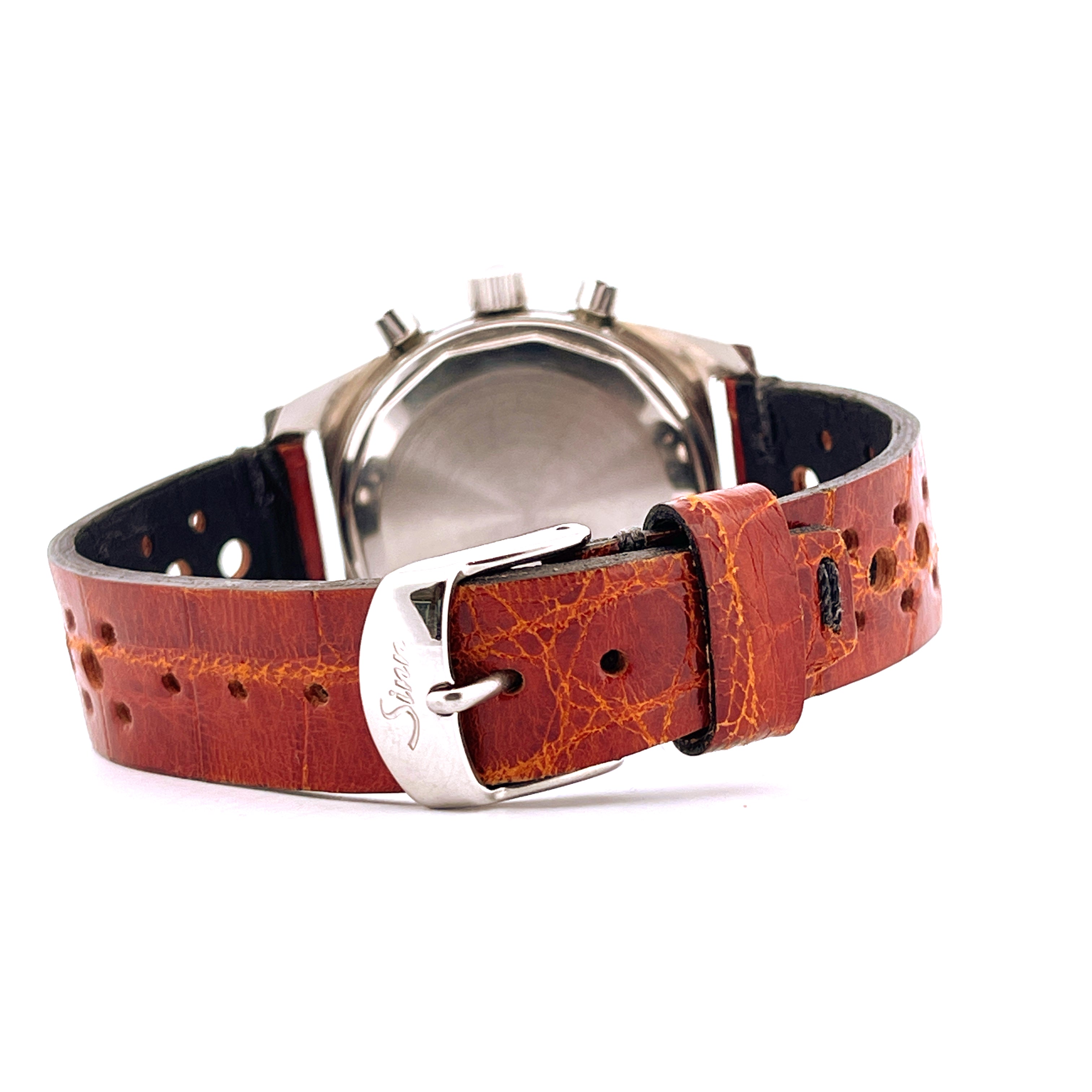 Sinn Vintage Chronograph 102A mit braunem Lederarmband und Silberschließe, Nahaufnahme