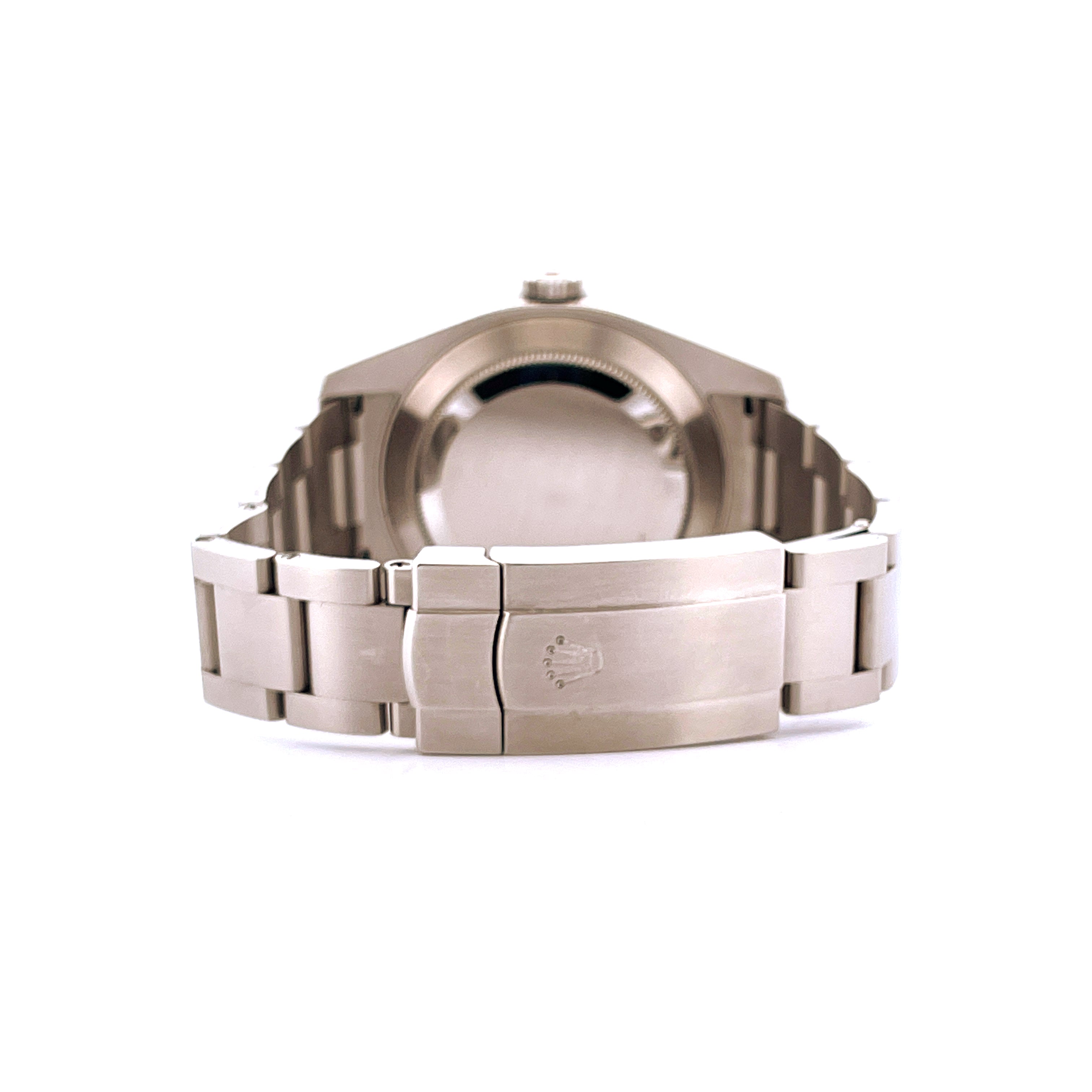 Rolex Air King 116900 Rückansicht aus Stahl mit dezentem Kronenlogo auf der Schließe
