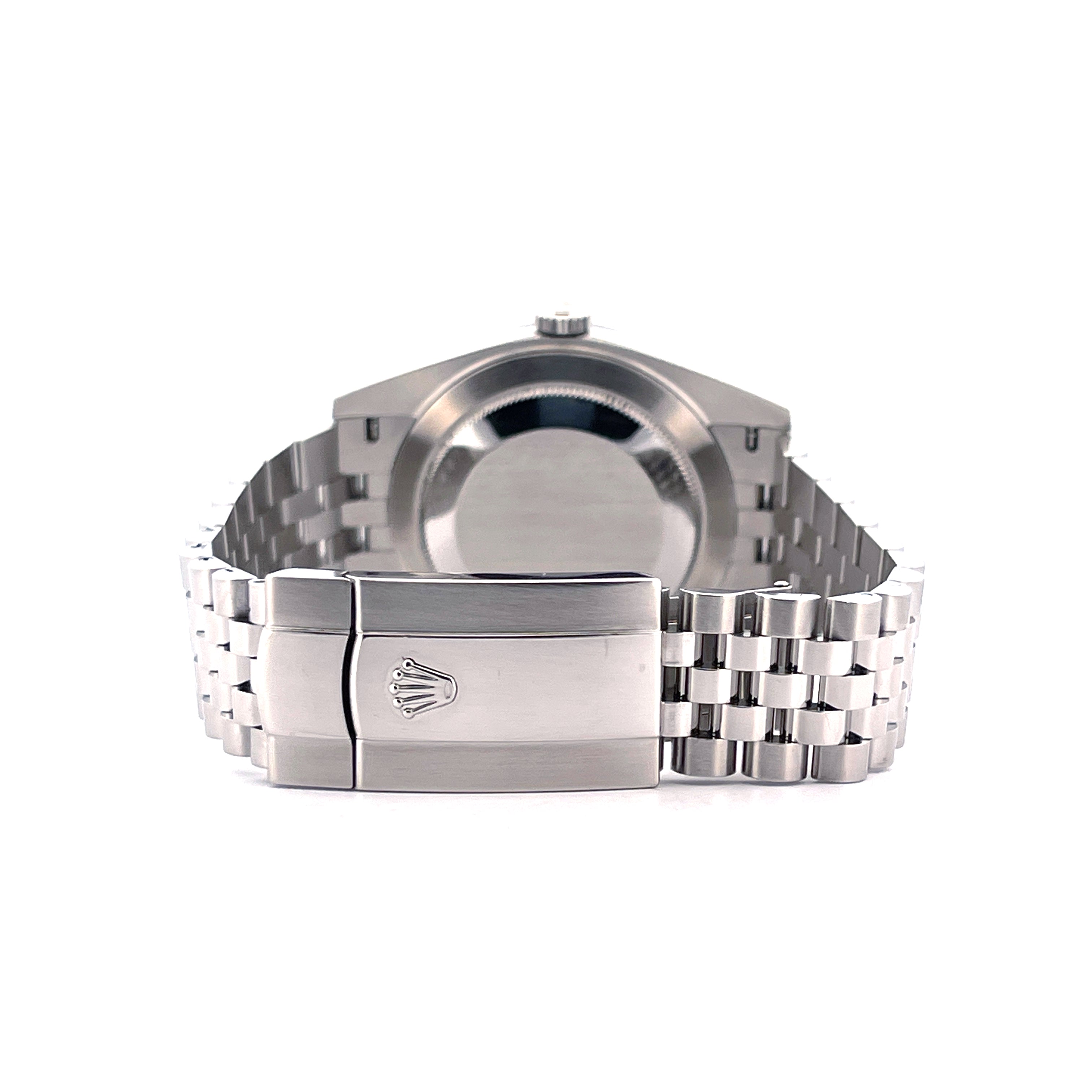 Rolex Datejust 41 Wimbledon Schließe und Jubilee-Armband von hinten auf weißem Hintergrund