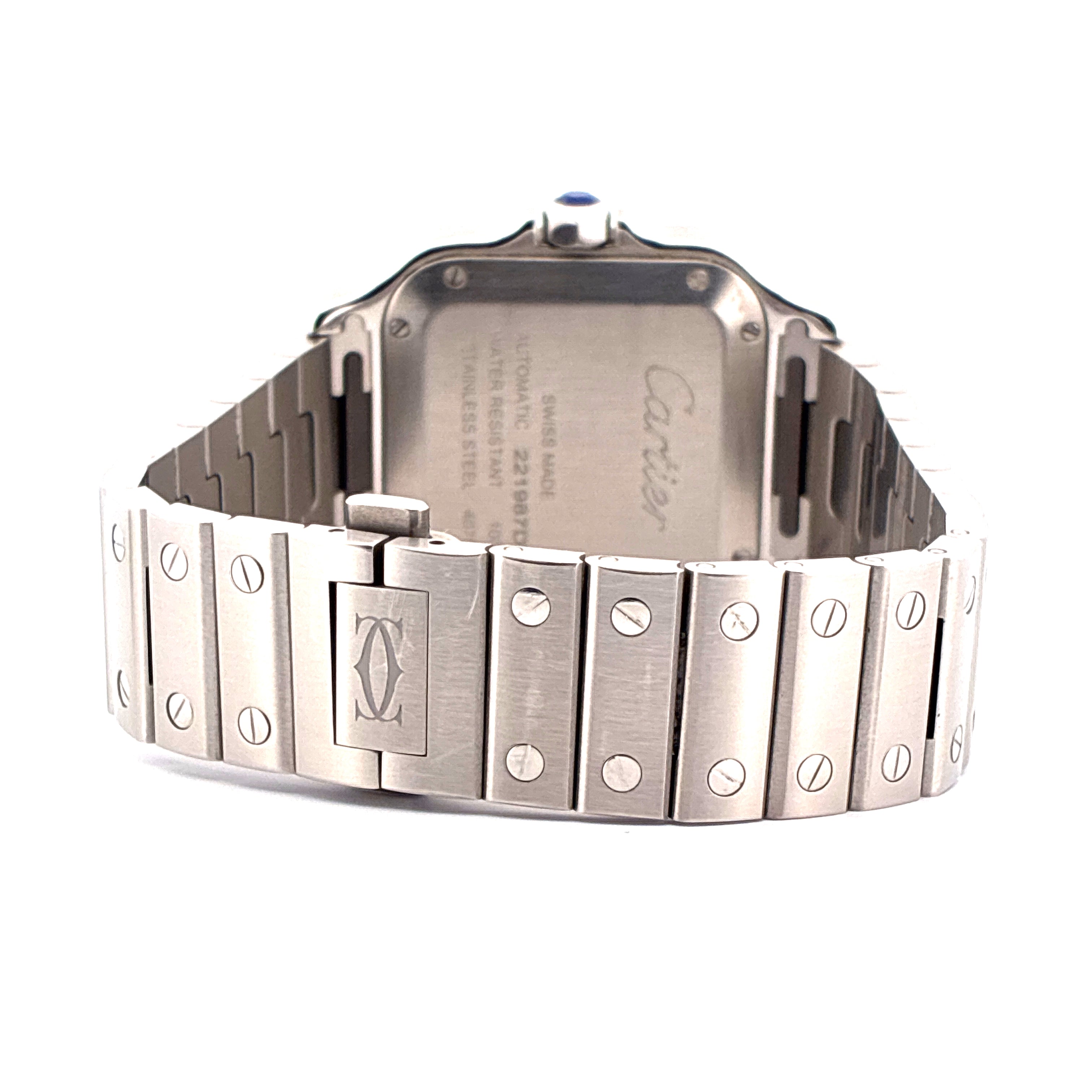 Rückansicht einer Cartier Santos Edelstahl-Uhr mit Sichtboden und einem polierten Gliederarmband