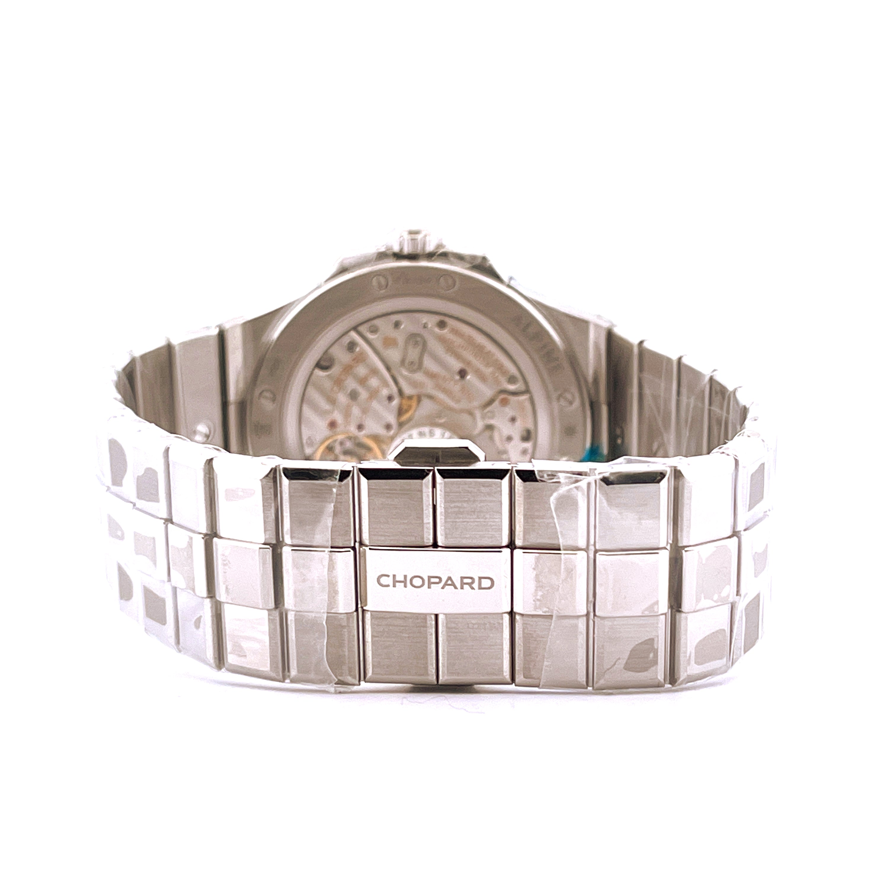 Chopard Alpine Eagle Xps Salmon Rückseite mit sichtbarem Werk und Edelstahlarmband