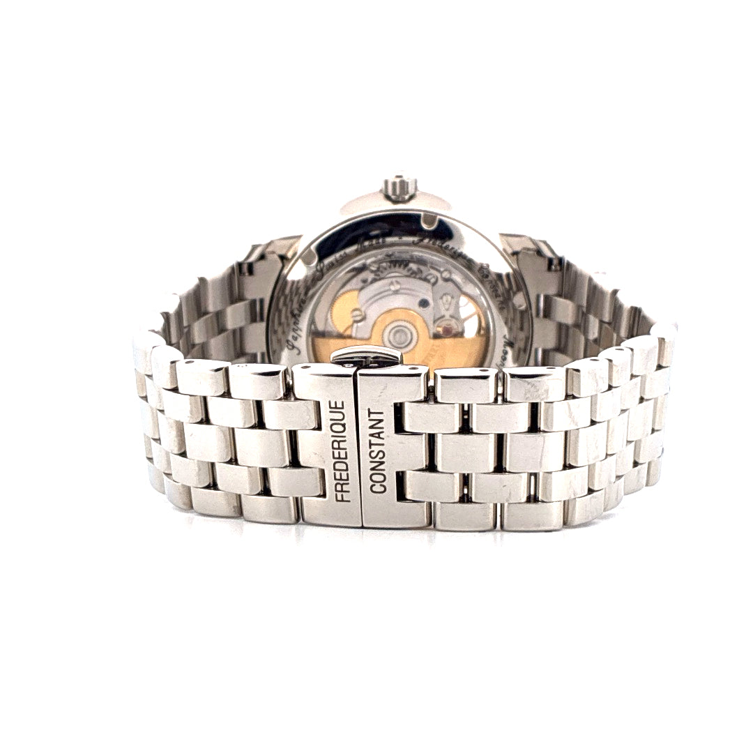 Rückansicht einer Frederique Constant Classics Moonphase 2025 Uhr mit Edelstahlarmband und sichtbarem Automatikwerk