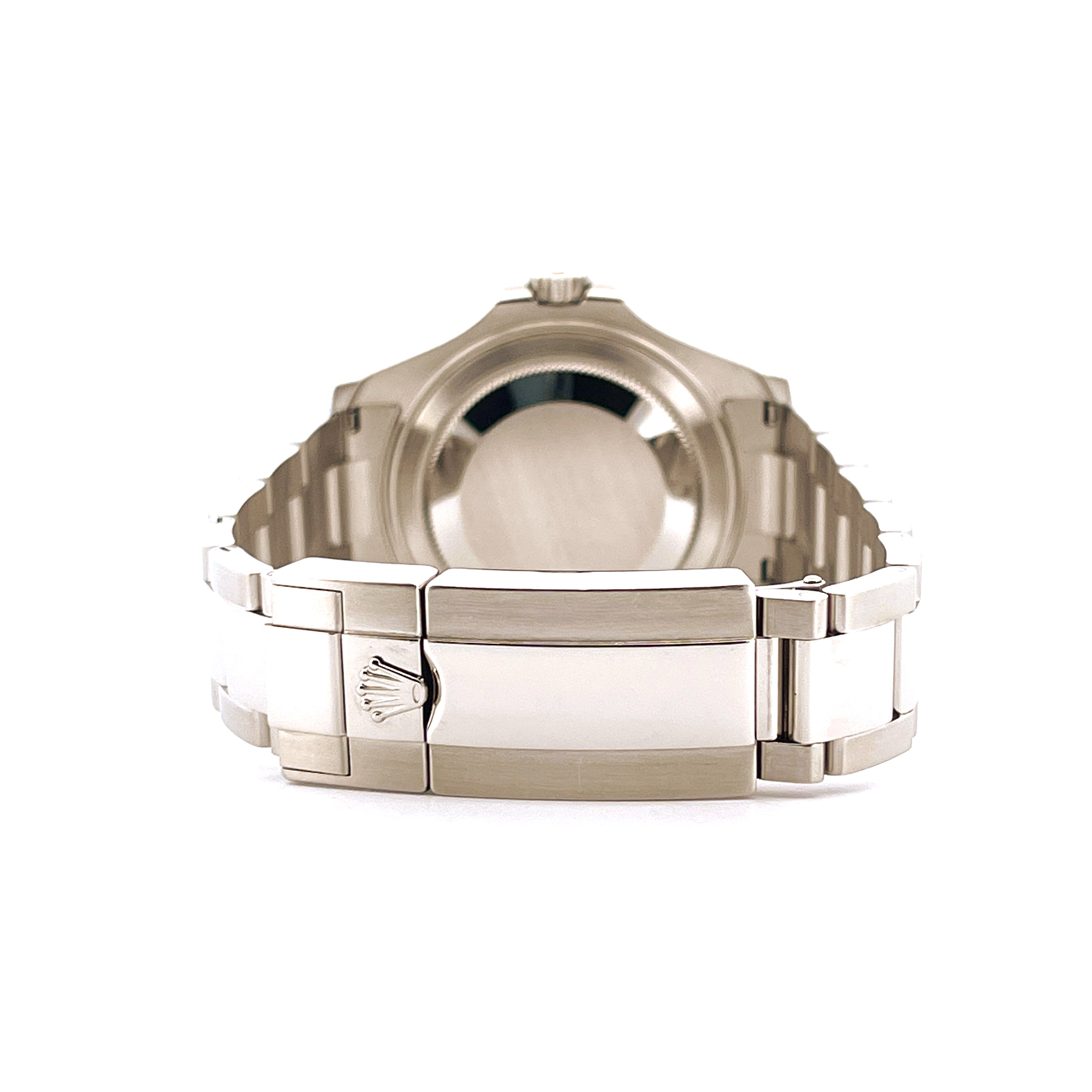 Rückansicht einer Rolex Yacht-Master 37 Rhodium aus Edelstahl mit Schließe und Markenemblem