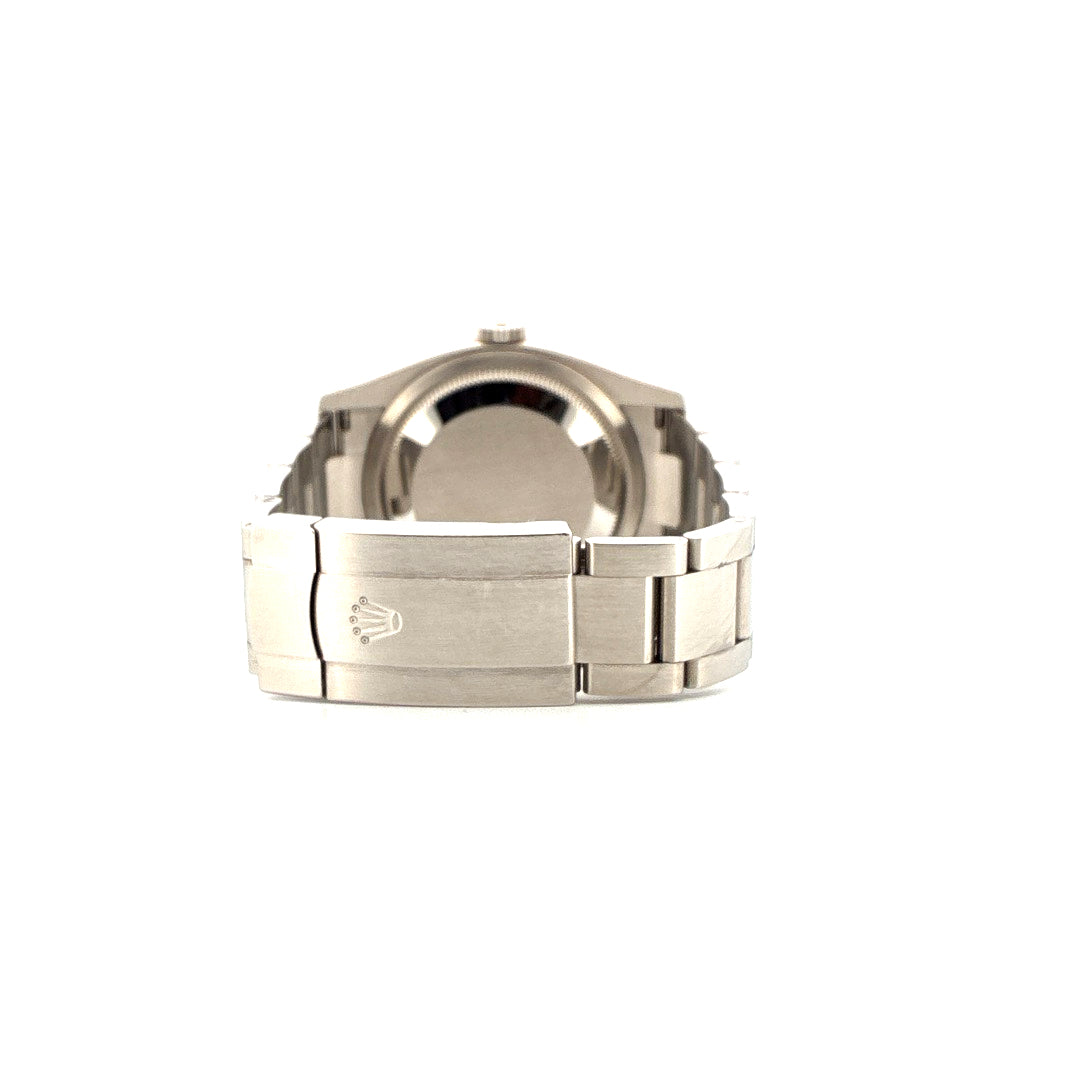 Rückansicht einer Rolex Oyster Perpetual 36 aus Stahl mit Oyster-Schließe