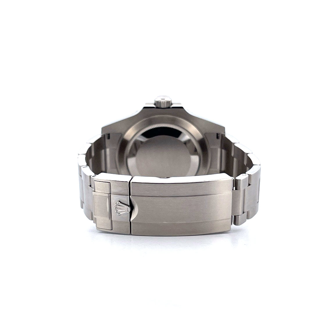 Submariner Date / 41 mm / schwarze Lünette / Full Set (2022) - Juwelier Spliedt