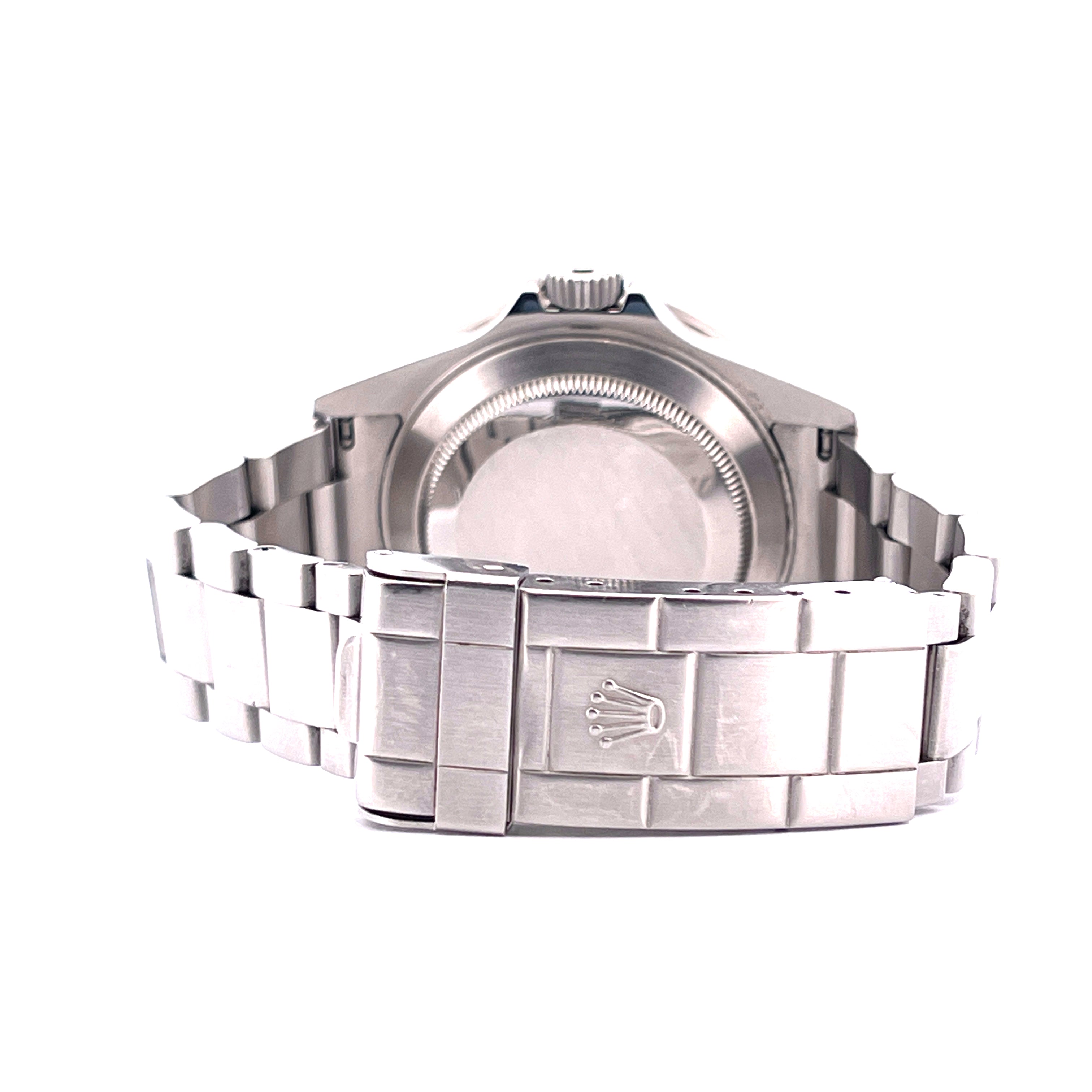 Rückansicht einer Rolex Submariner Date 16610 aus Stahl mit einem detaillierten Armband und Schließe