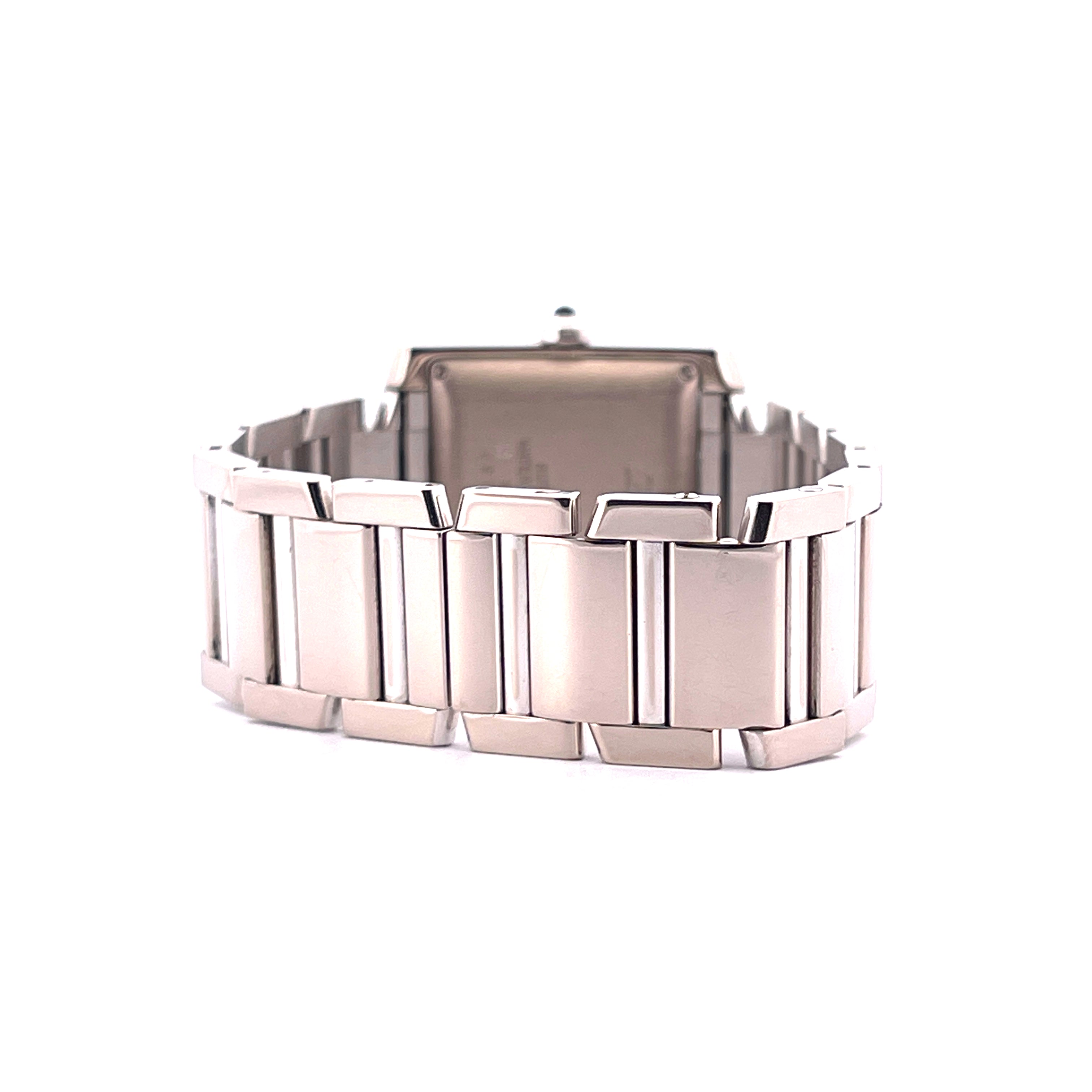 Cartier Tank Française Weißgold Automatic 2366 auf weißem Hintergrund