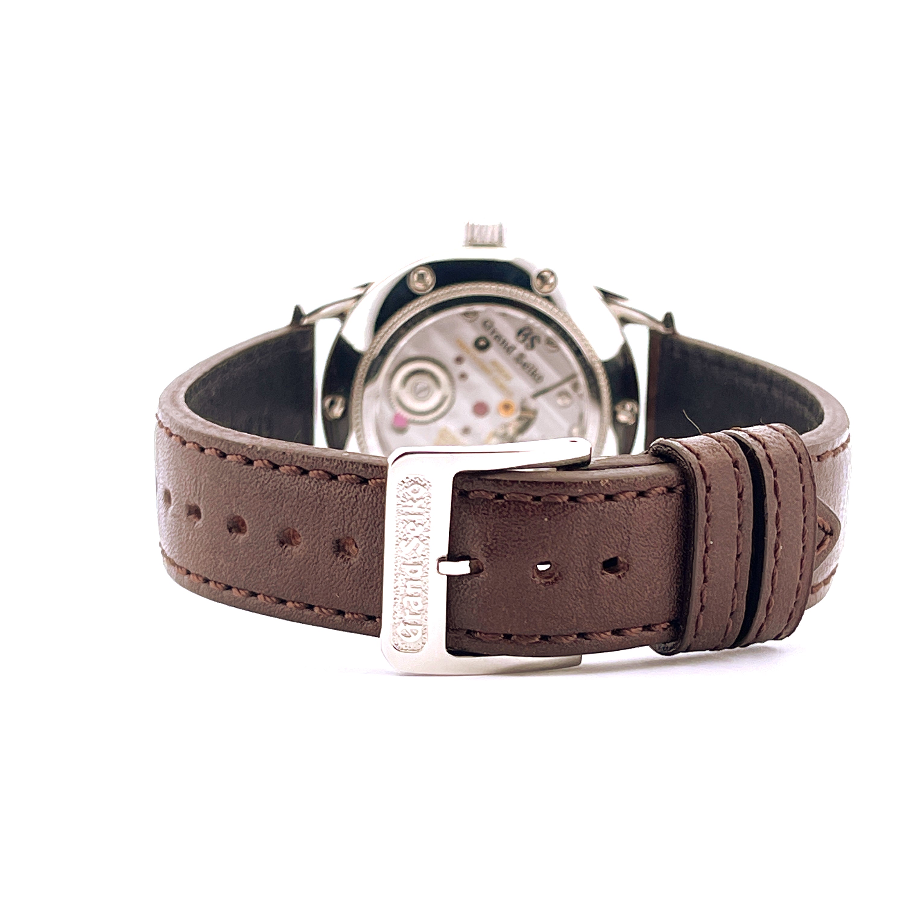 Grand Seiko Heritage Rückseite mit braunem Lederarmband und Dornschließe