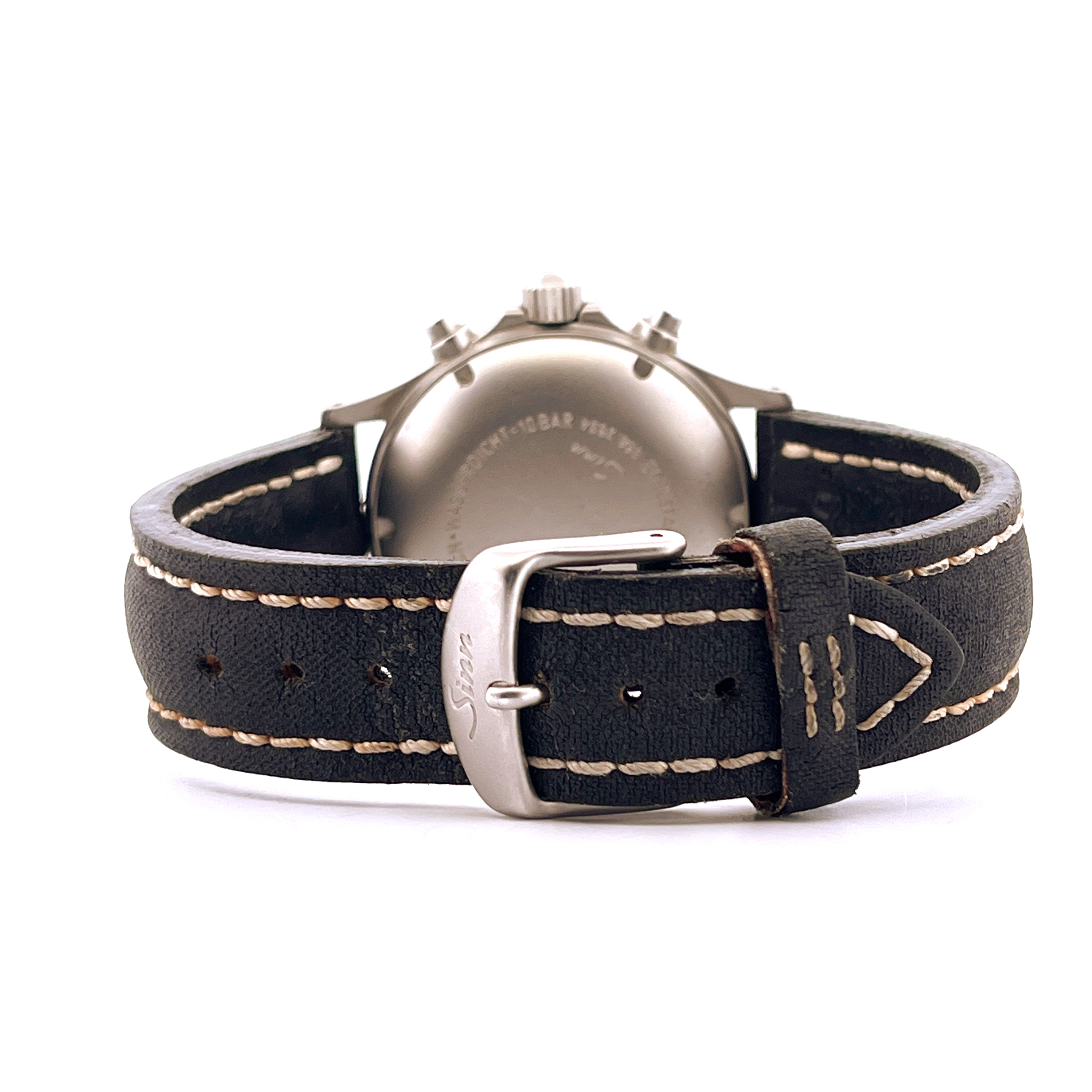 Sinn Flieger 356 Day Date Rückseite mit schwarzem Lederband und Silberschließe mit Sinn-Logo