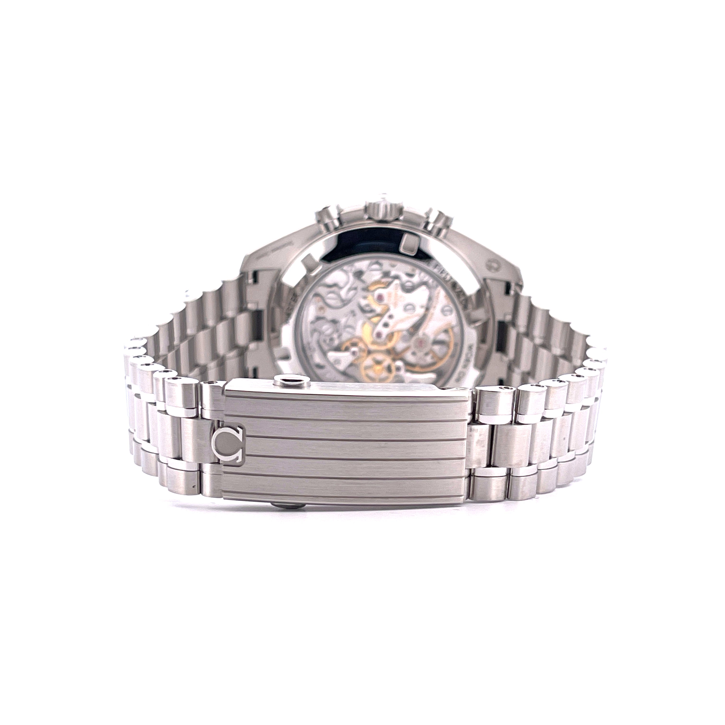 Omega Speedmaster Professional Moonwatch: Rückansicht mit offenem Uhrwerk und Edelstahlschließe