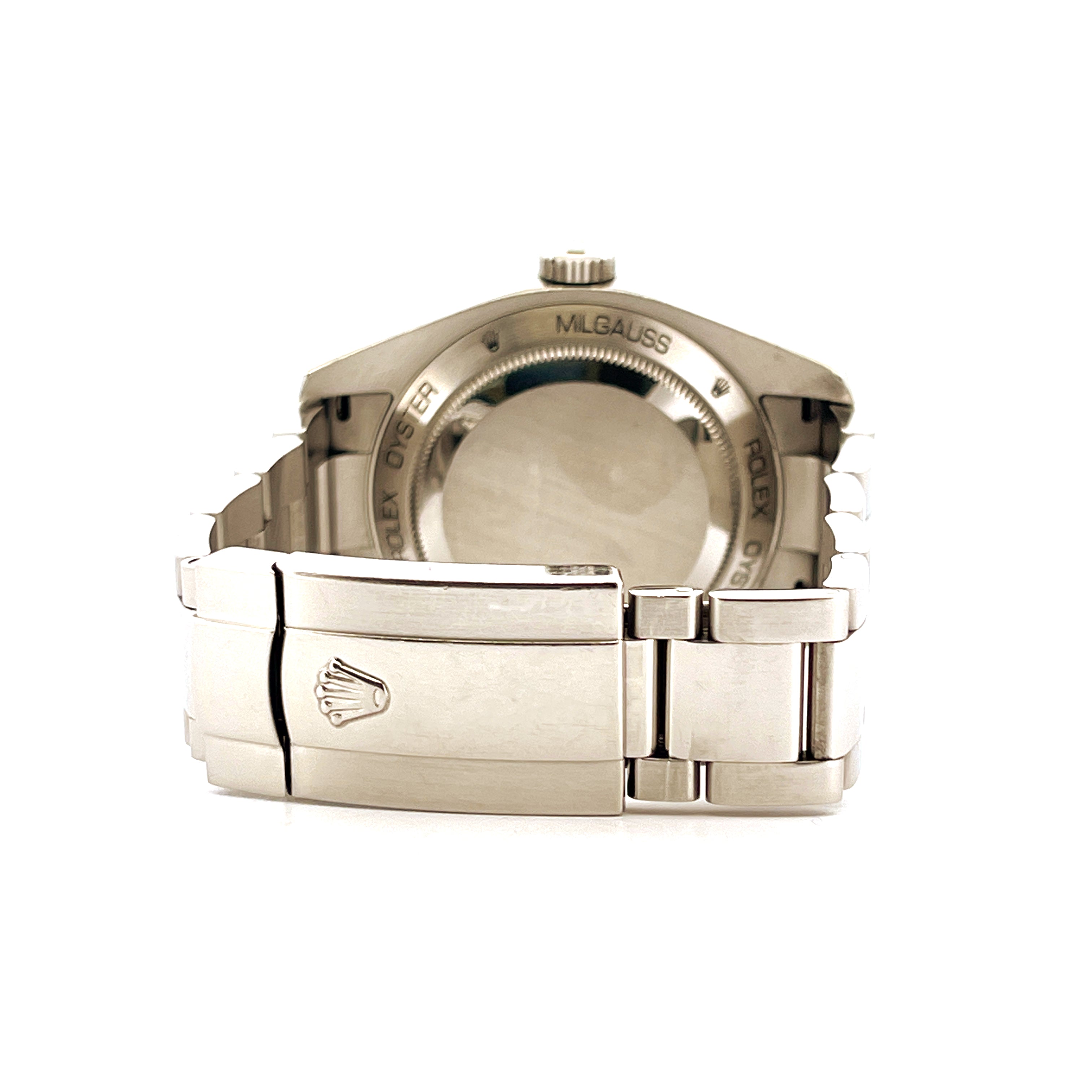 Rolex Milgauss 116400 Rückansicht mit Schließe und Armband Detailaufnahme auf weißem Hintergrund