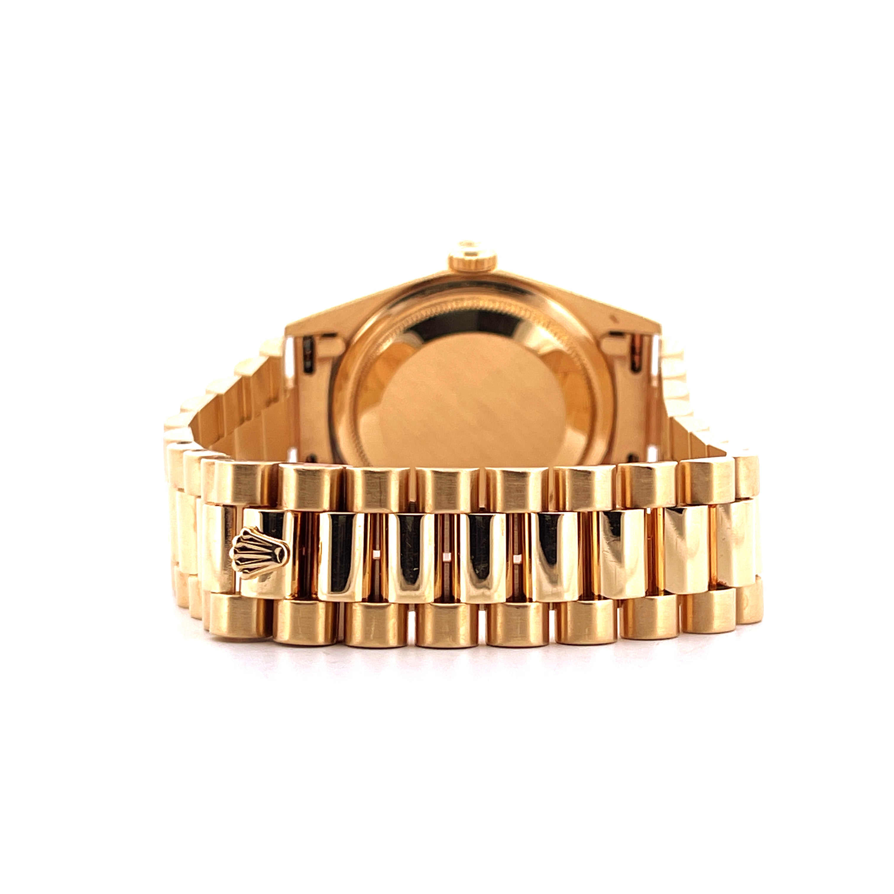 Rückansicht einer goldenen Rolex Day-Date 36mm Uhr mit Gliederarmband
