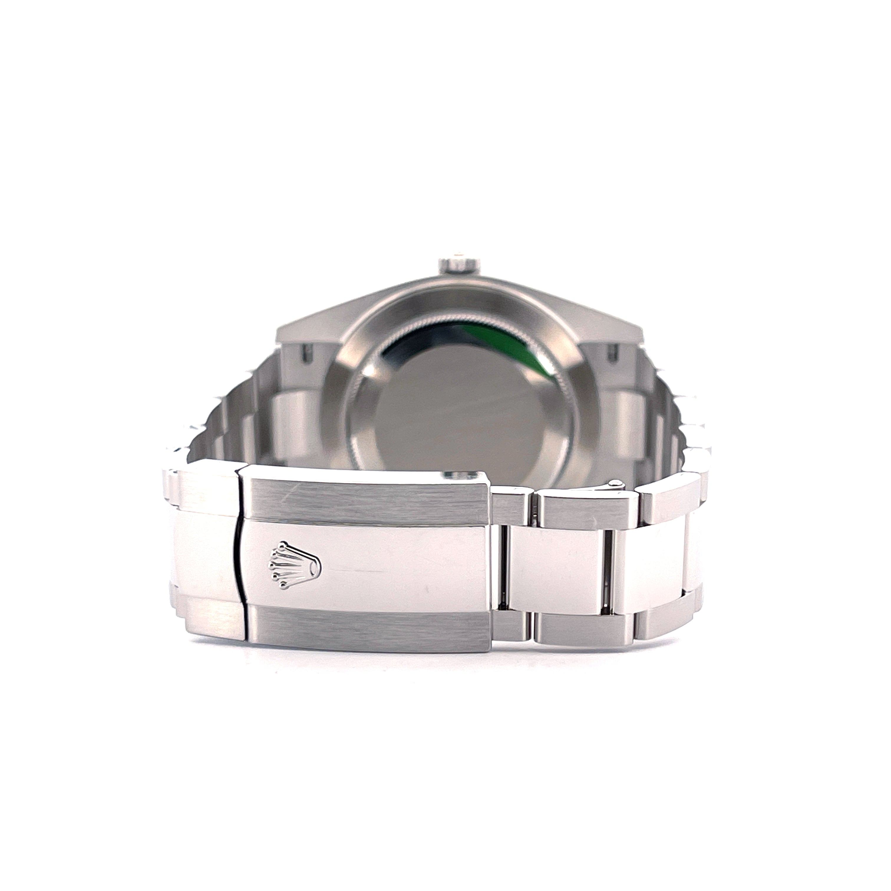Rückseitenansicht einer Rolex Datejust 41 mit Oyster-Armband und Schließe