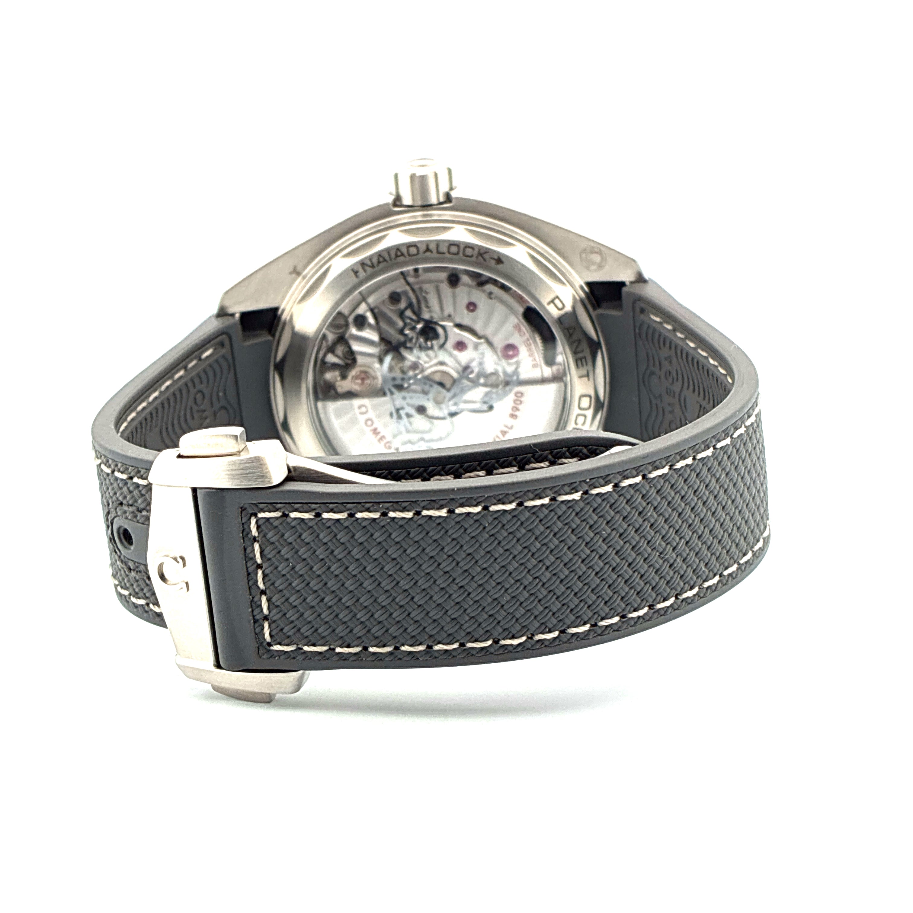 Seamaster Planet Ocean 43.5 Mm / Ungetragen / Grey Dial / Full-Set / 2025