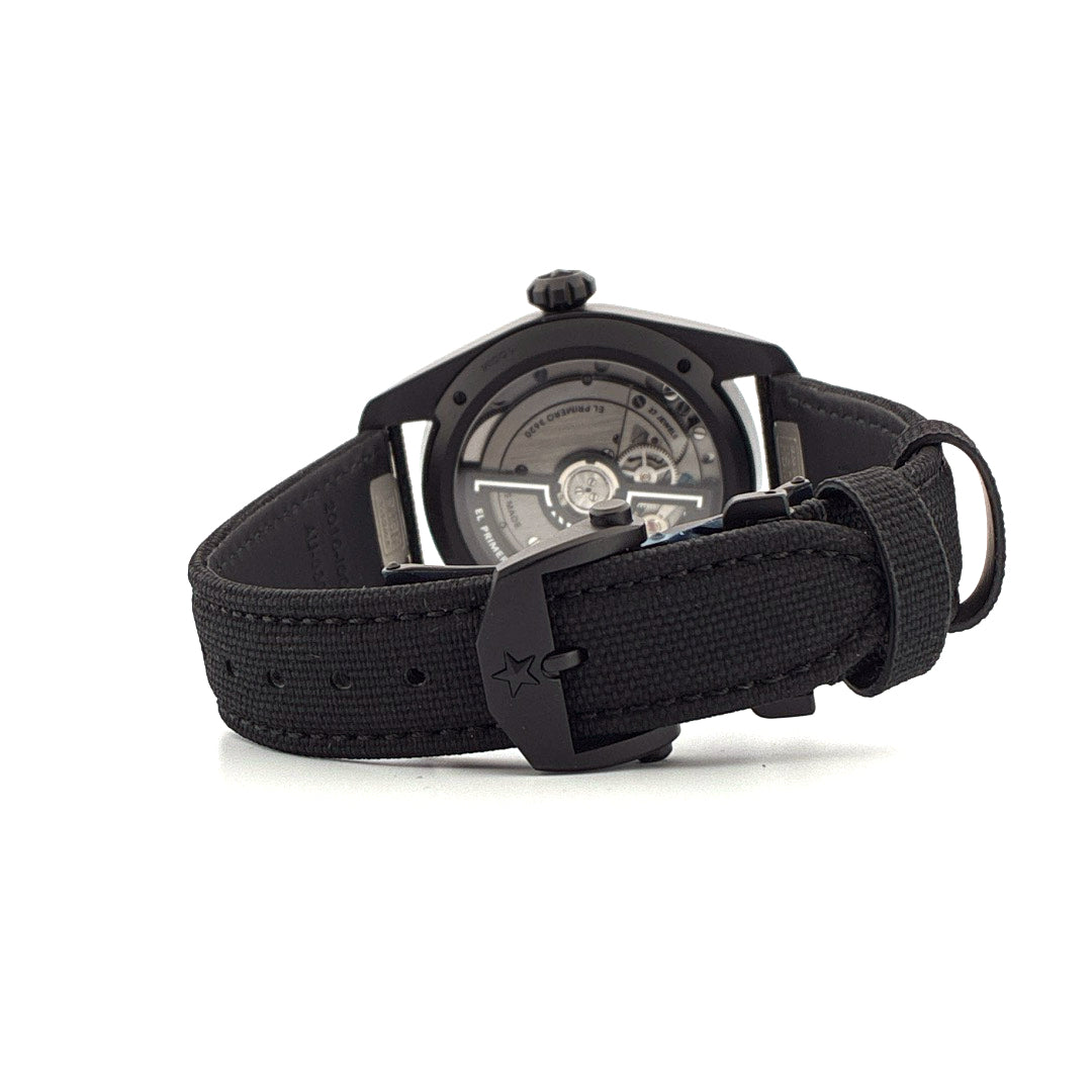 Zenith Pilot Automatic 40 mm All Black Ceramic Rückseite mit schwarzem Textilarmband und Sternschließe